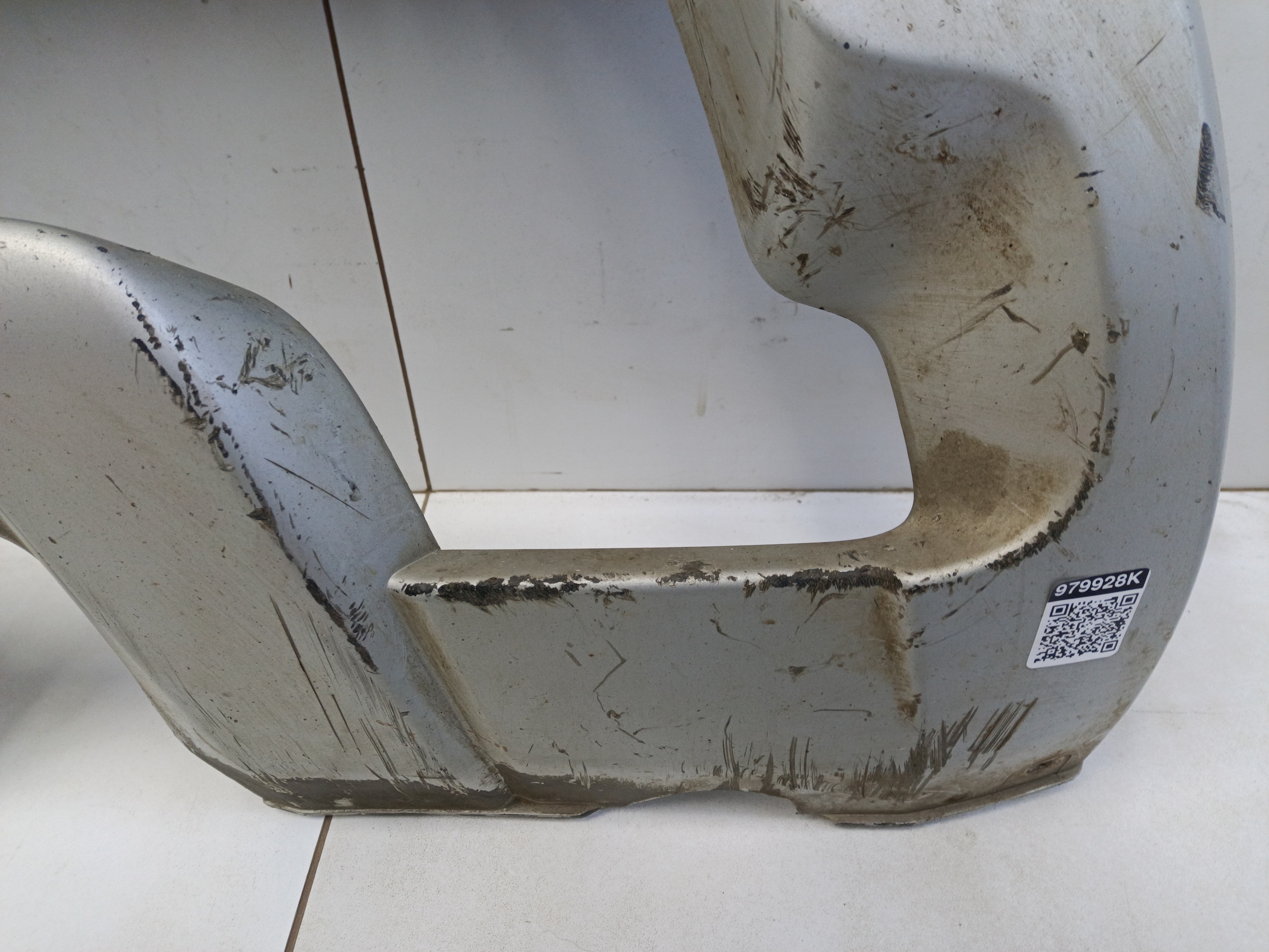 Накладка переднего бампера Renault Duster 1 Restail