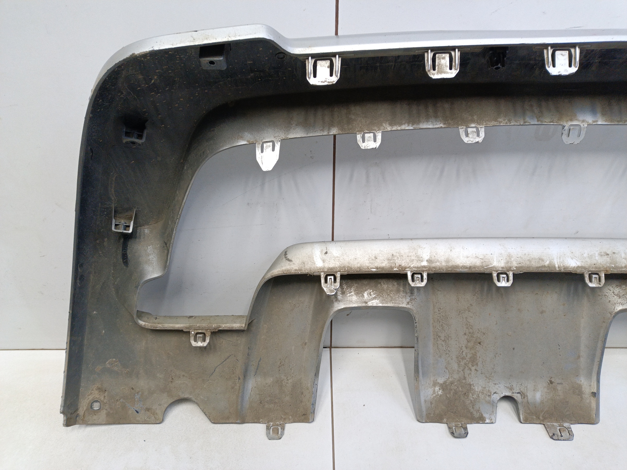 Накладка переднего бампера Renault Duster 1 Restail