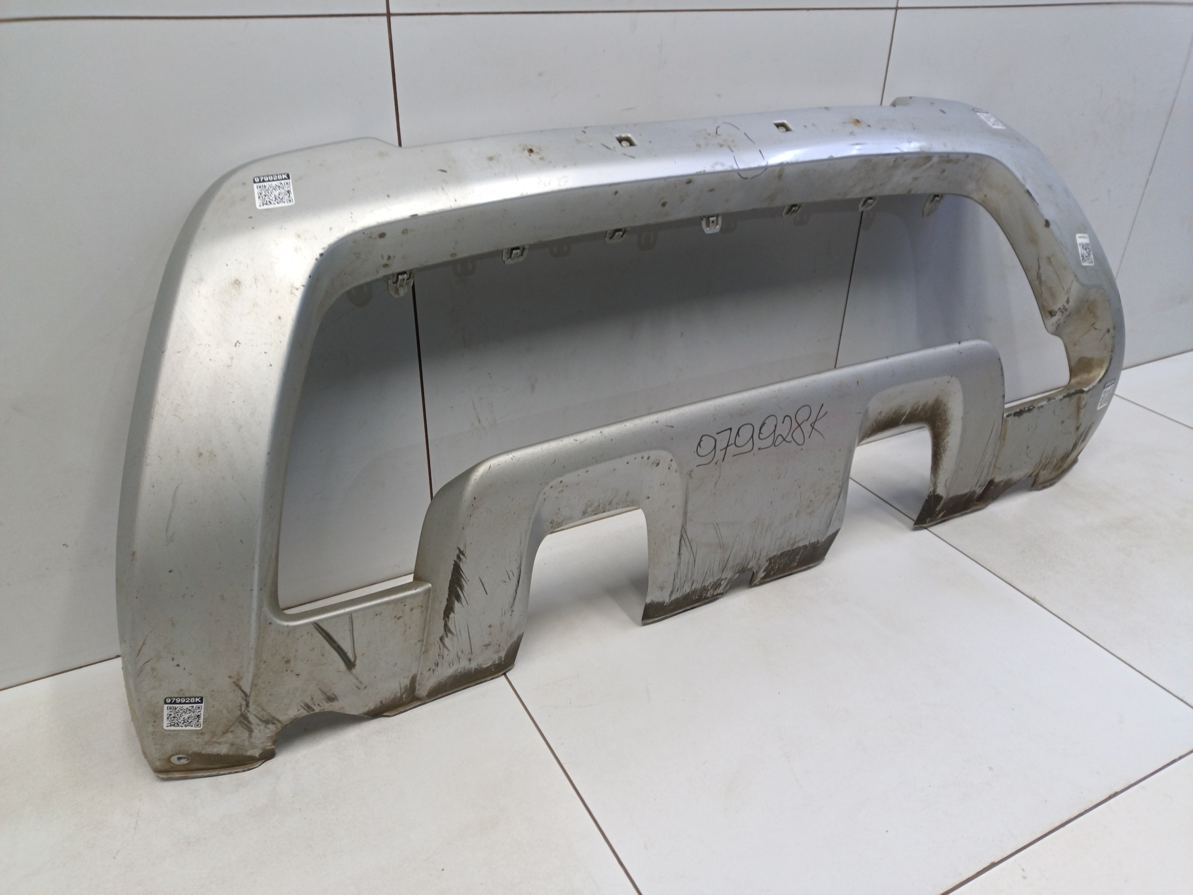 Накладка переднего бампера Renault Duster 1 Restail