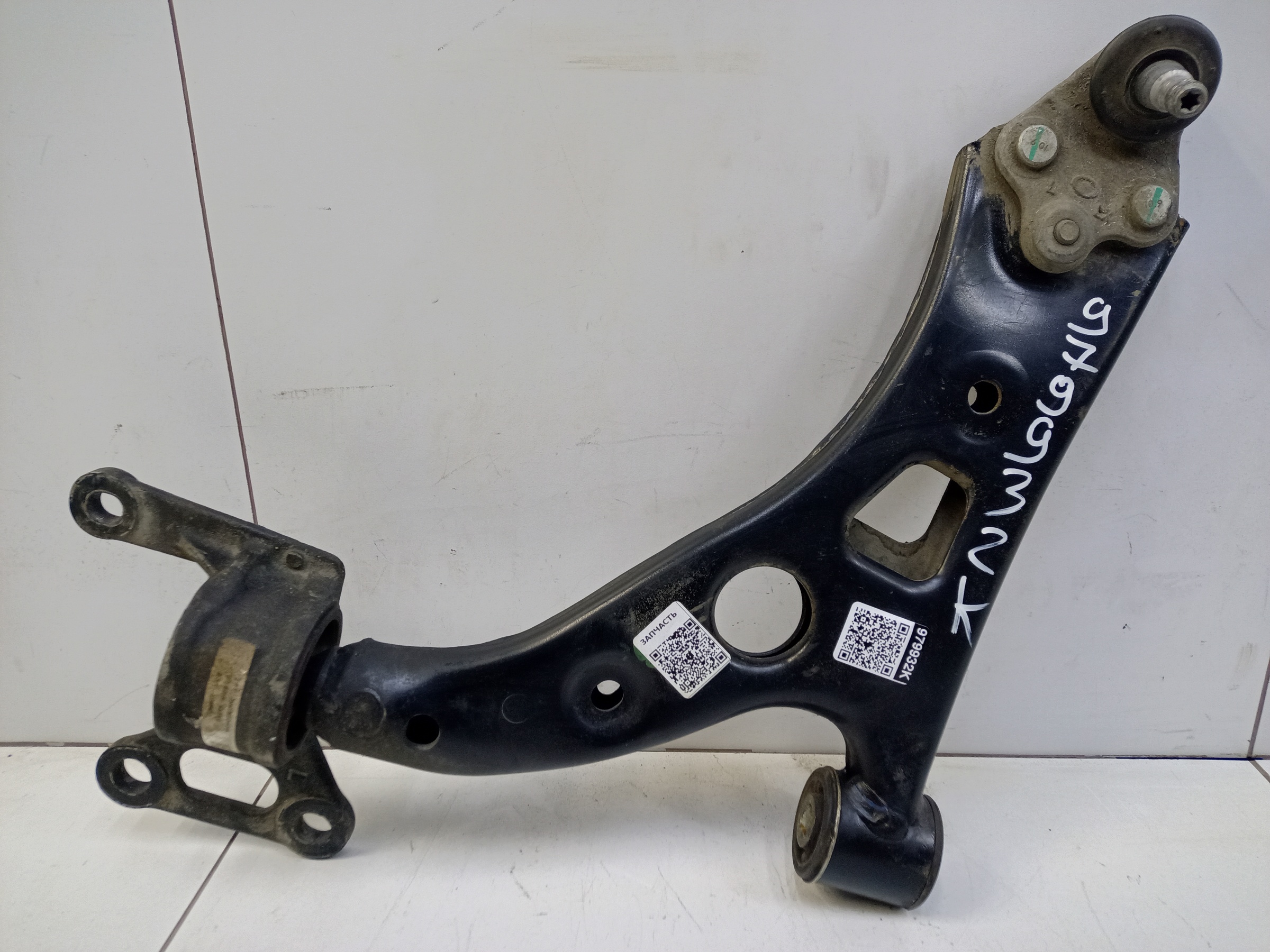 Рычаг передней подвески левый Haval Dargo