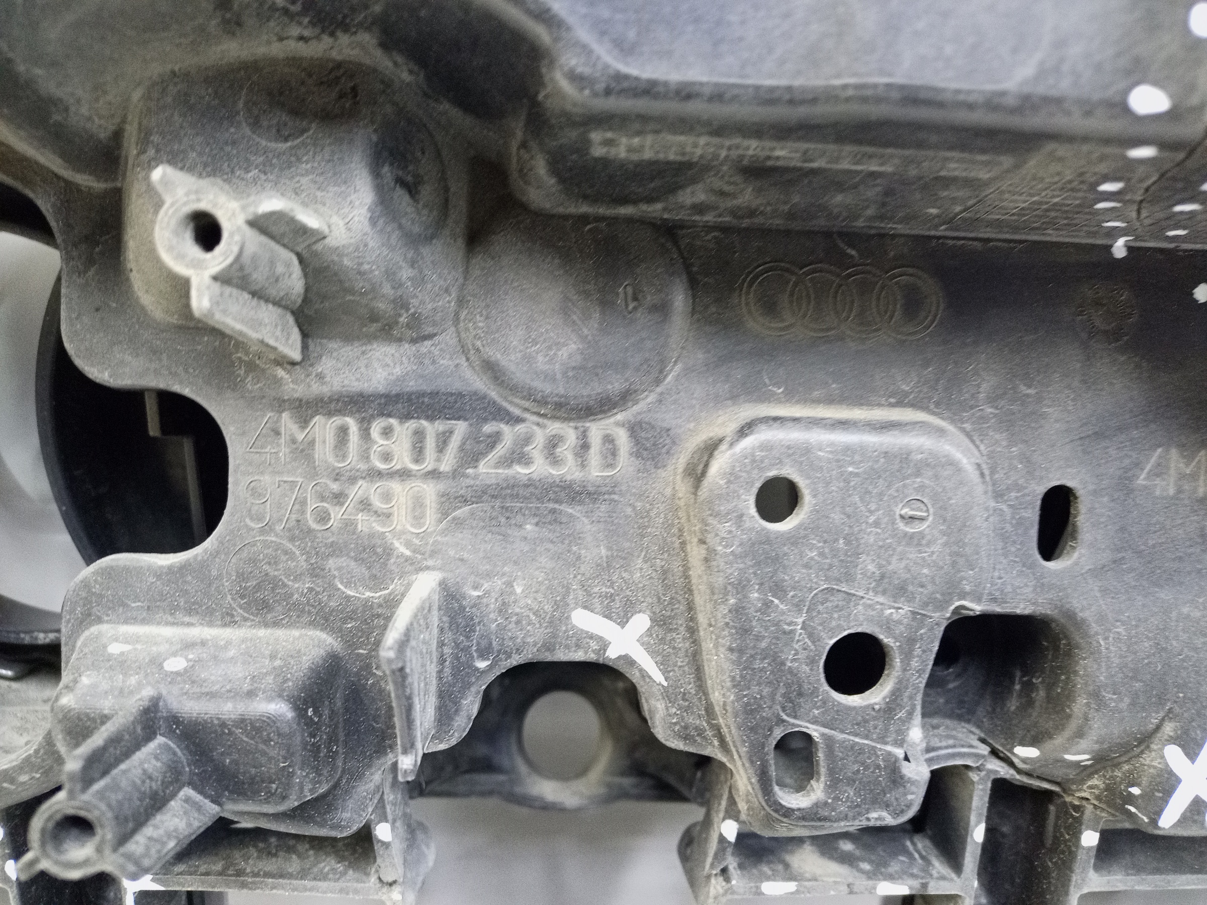 Решетка радиатора Audi Q7 2 Restail S-Line