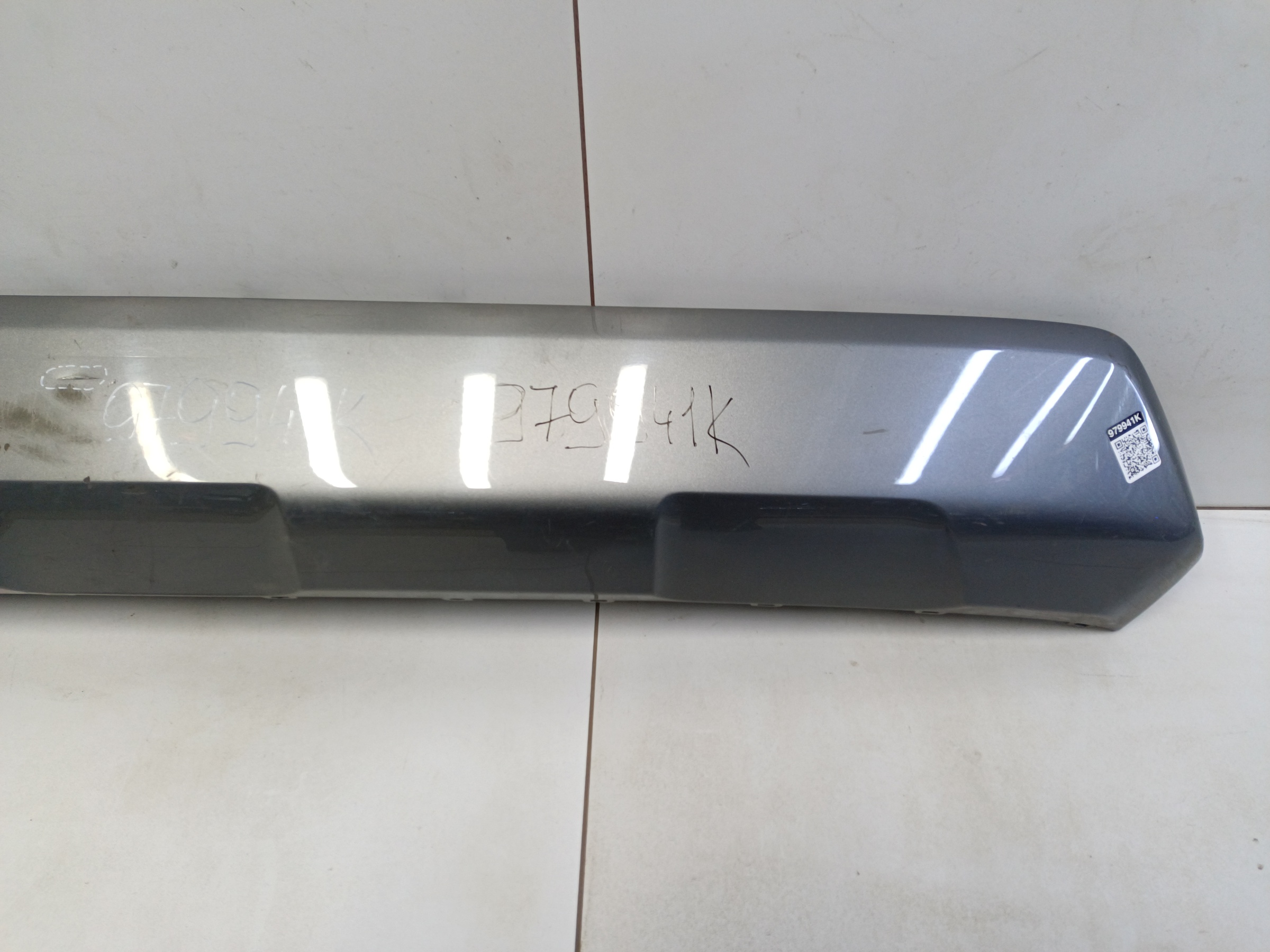 Накладка заднего бампера Toyota RAV4 XA50