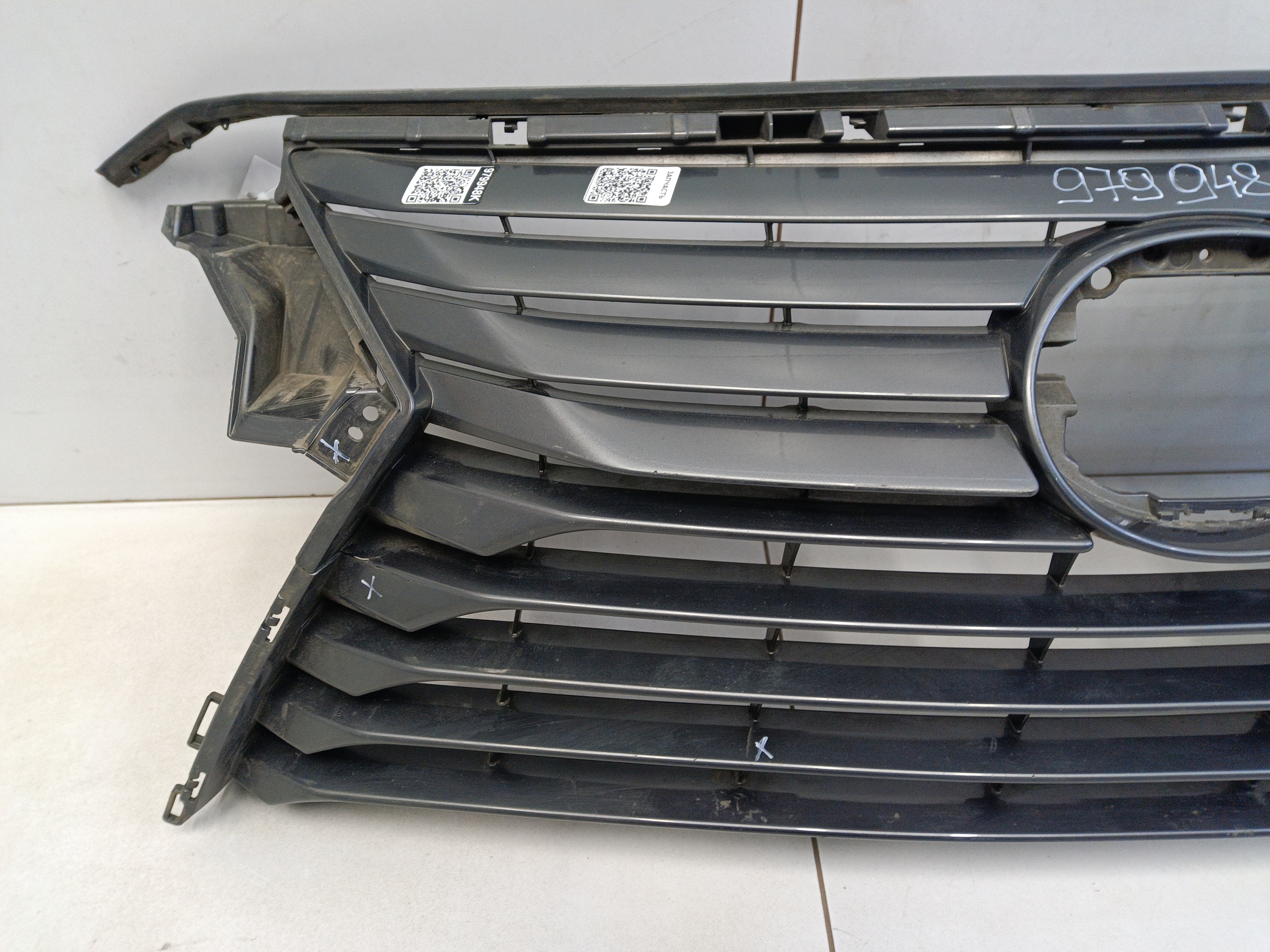 Решетка радиатора Lexus RX 4