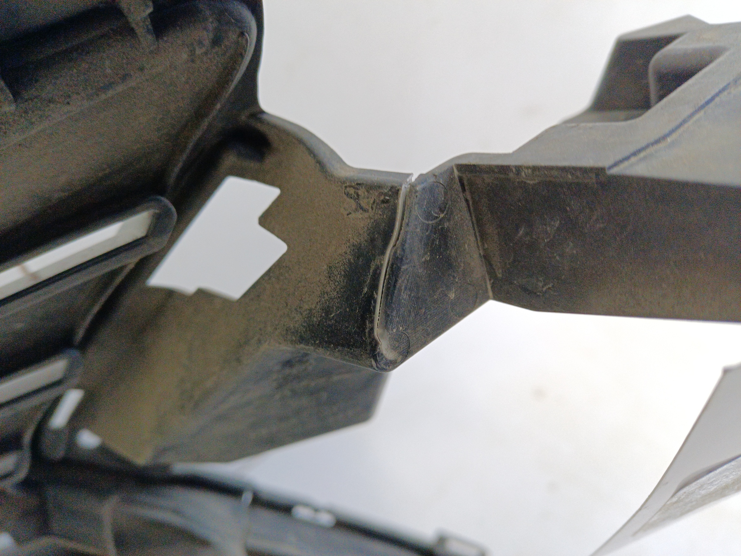 Решетка радиатора Lexus RX 4