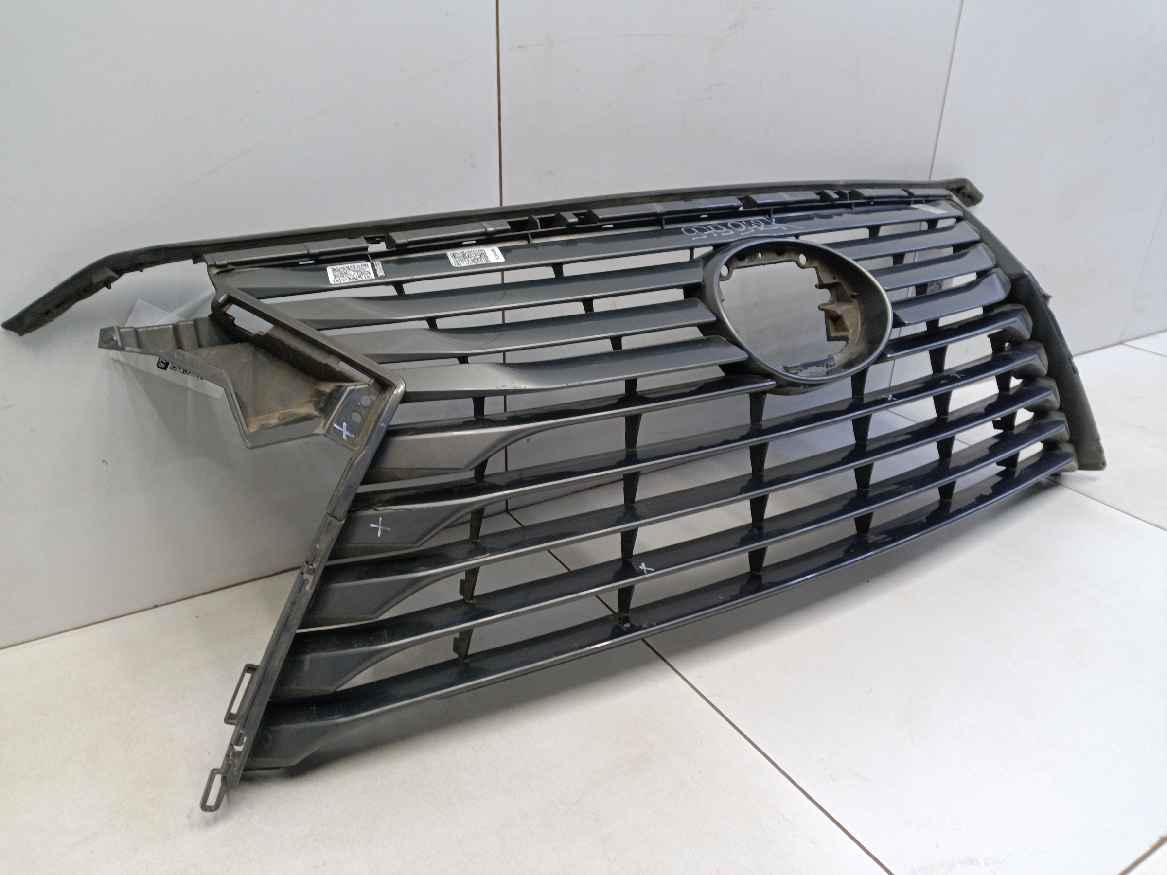 Решетка радиатора Lexus RX 4