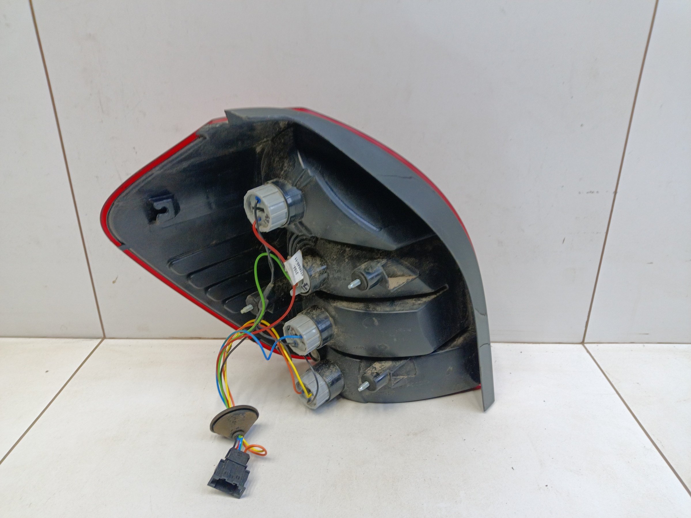 Фонарь задний правый Lada Kalina 2 Wagon