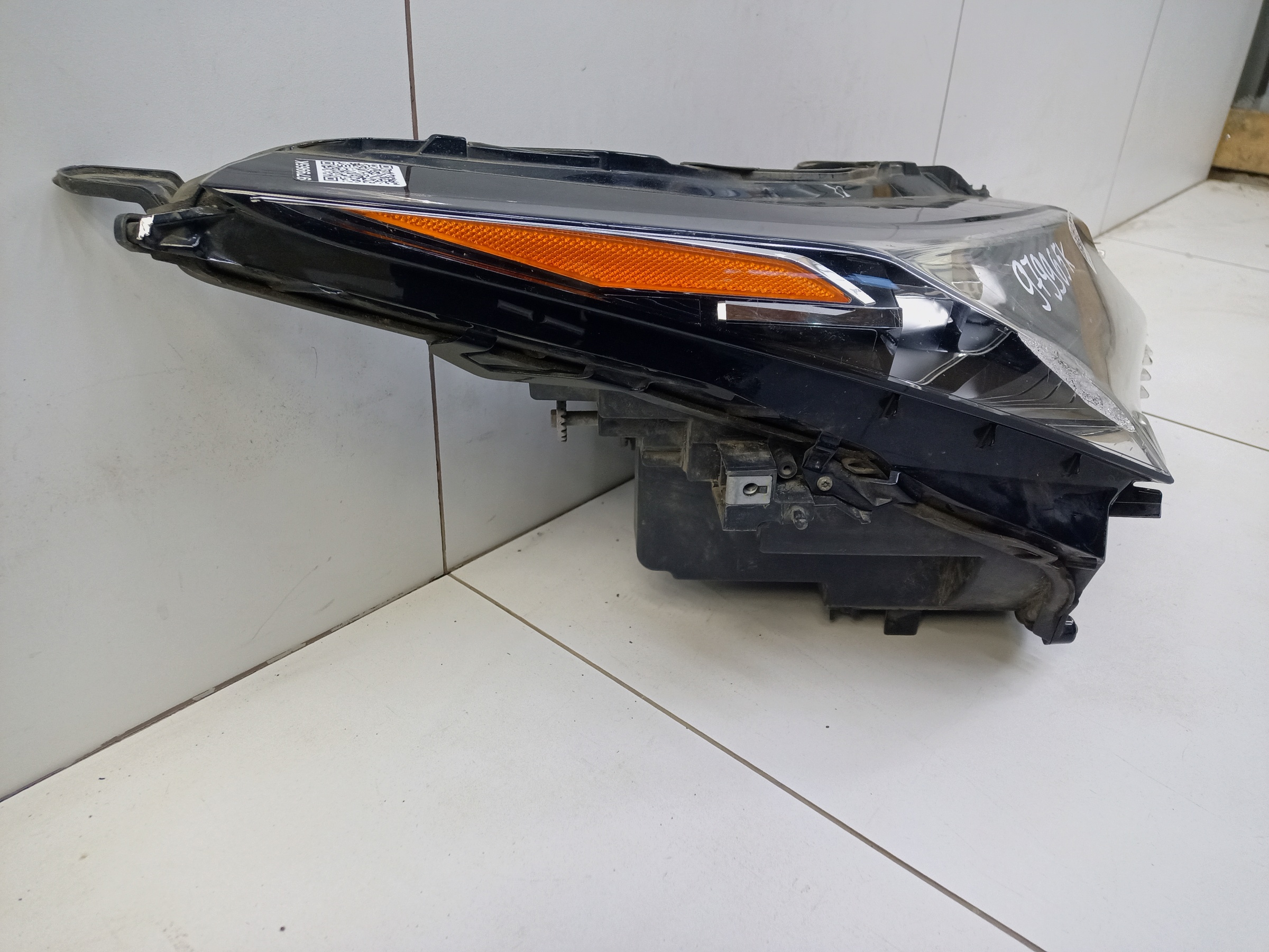 Фара передняя правая Lexus RX 4 LED c ДХО под 1 блок