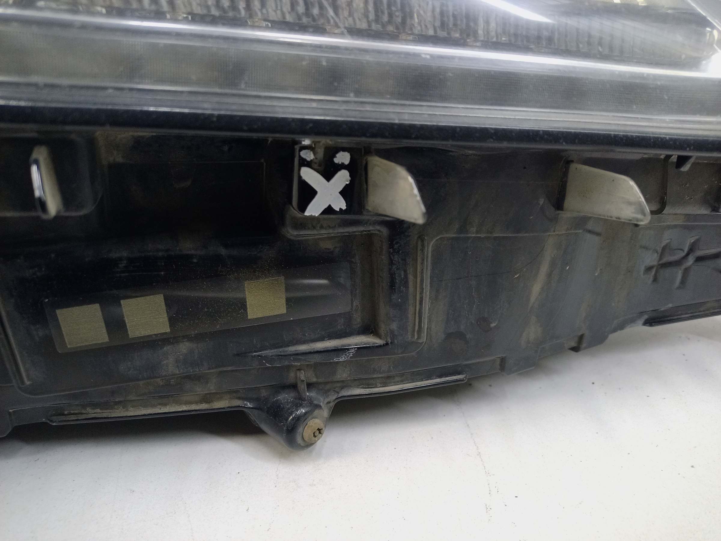 Фара передняя правая Lexus RX 4 LED c ДХО под 1 блок