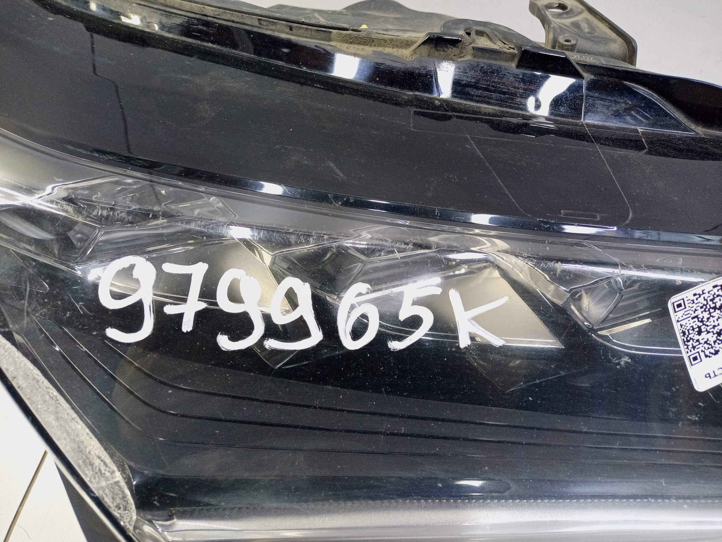 Фара передняя правая Lexus RX 4 LED c ДХО под 1 блок