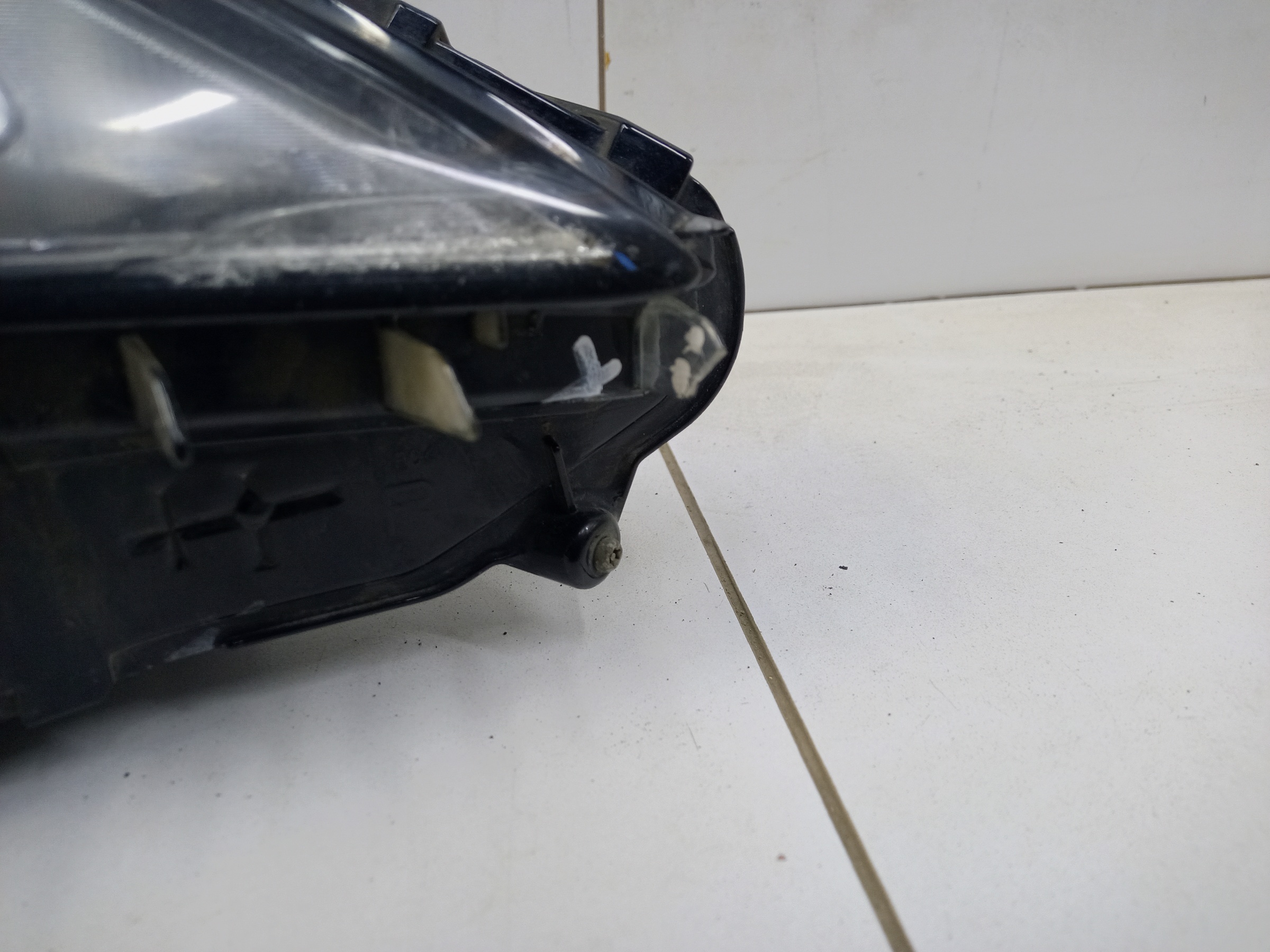 Фара передняя правая Lexus RX 4 LED c ДХО под 1 блок