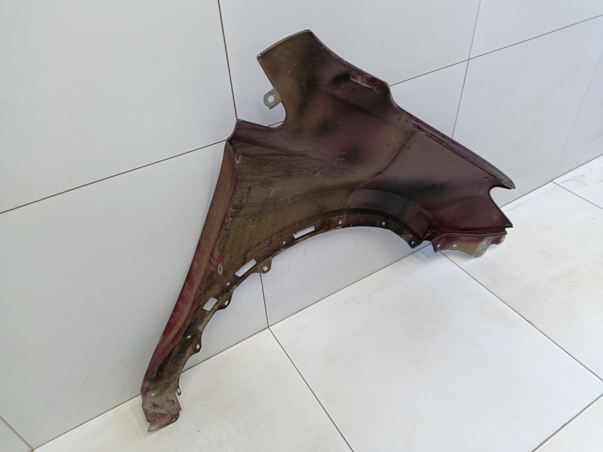 Крыло переднее левое Toyota RAV4 CA40