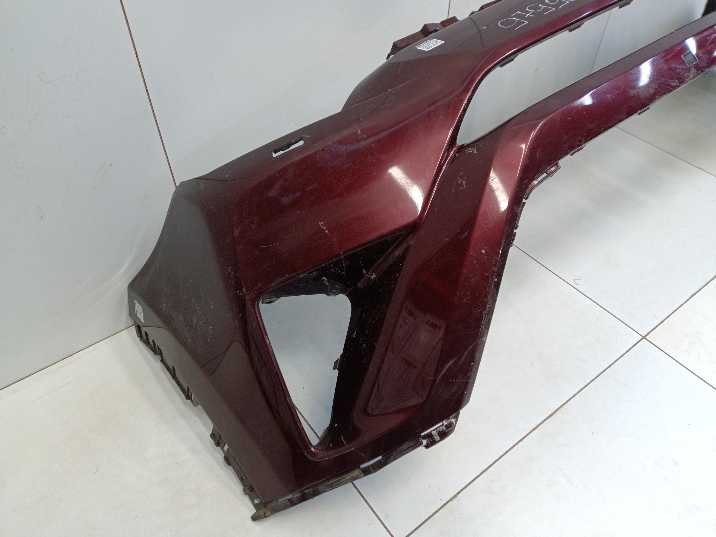 Бампер передний Toyota RAV4 CA40 Restail