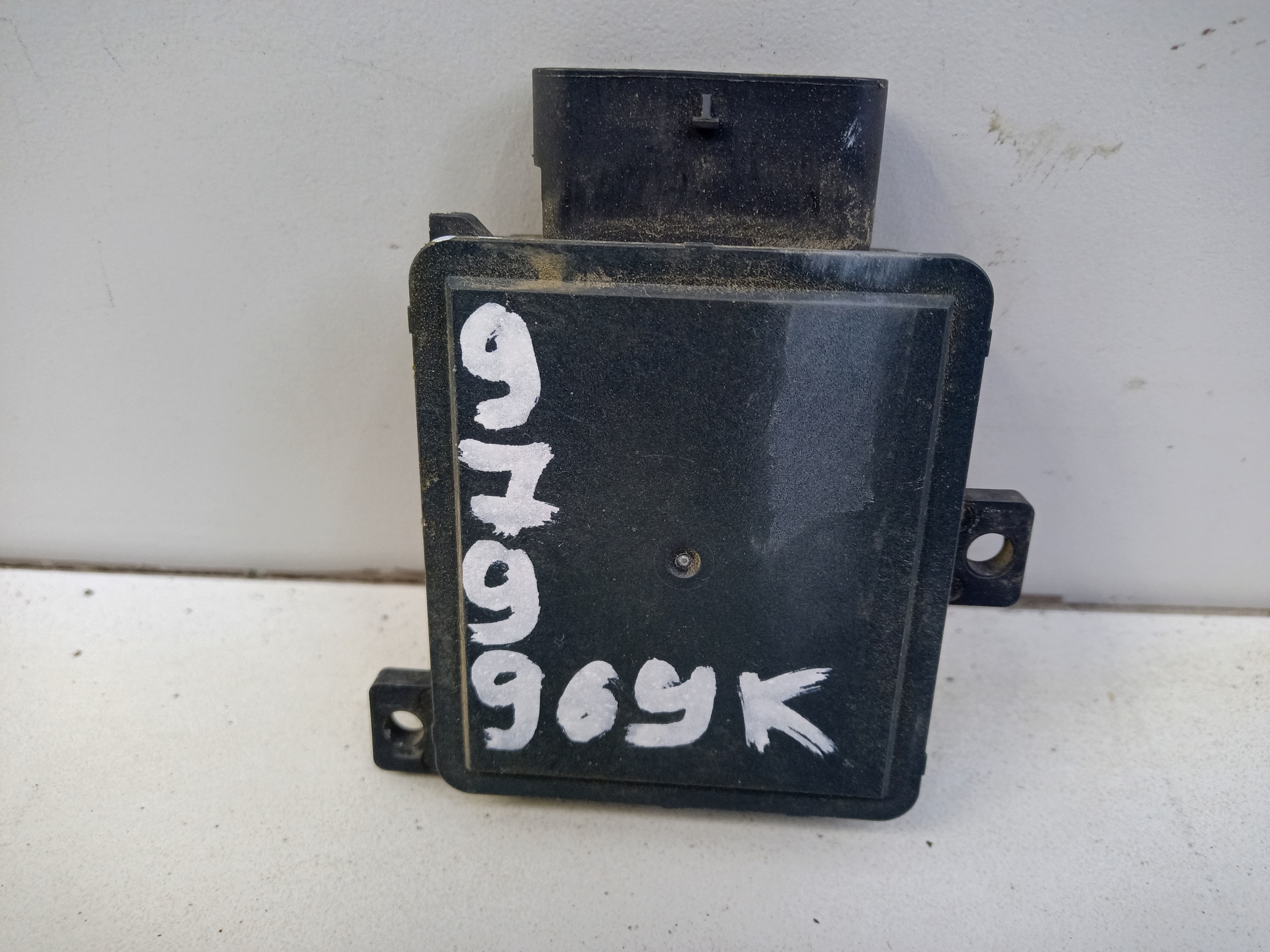 Датчик контроля слепых зон Haval Jolion