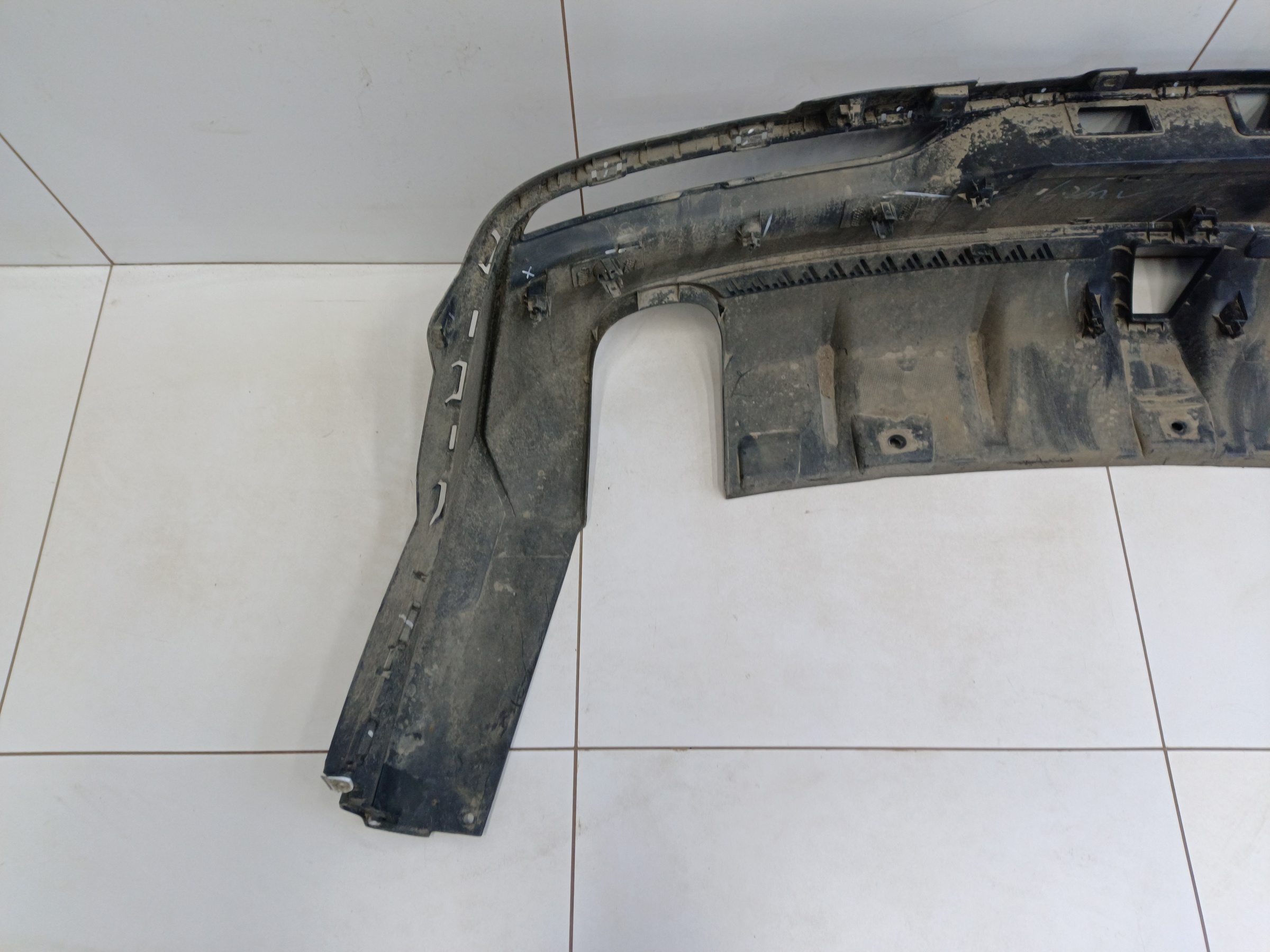 Бампер задний нижняя часть Changan UNI-V