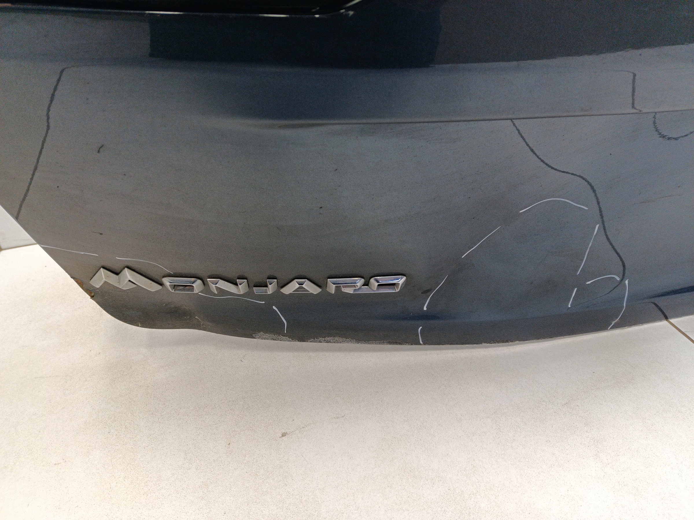 Крышка багажника Geely Monjaro