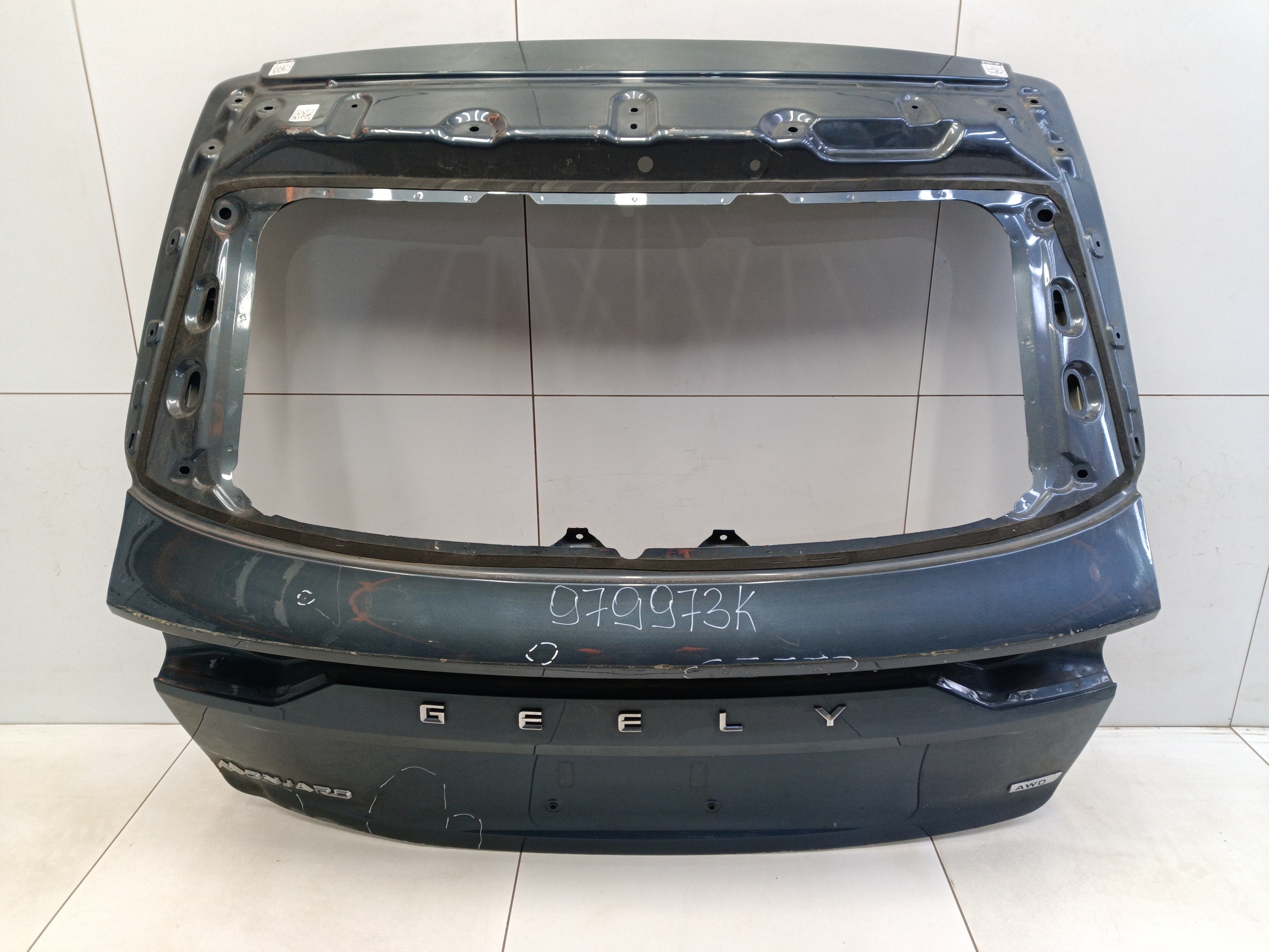 Крышка багажника Geely Monjaro