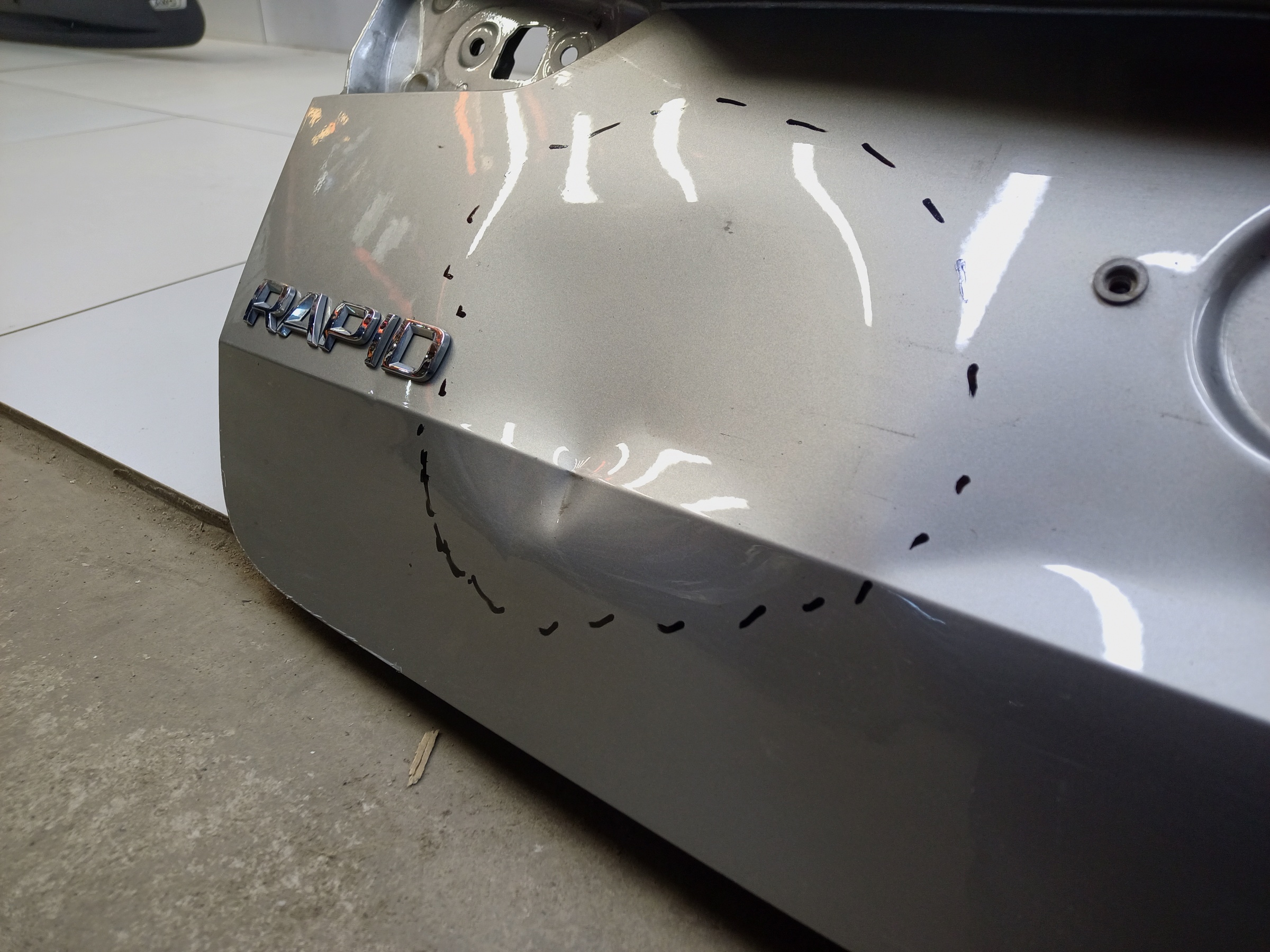 Крышка багажника Skoda Rapid 2