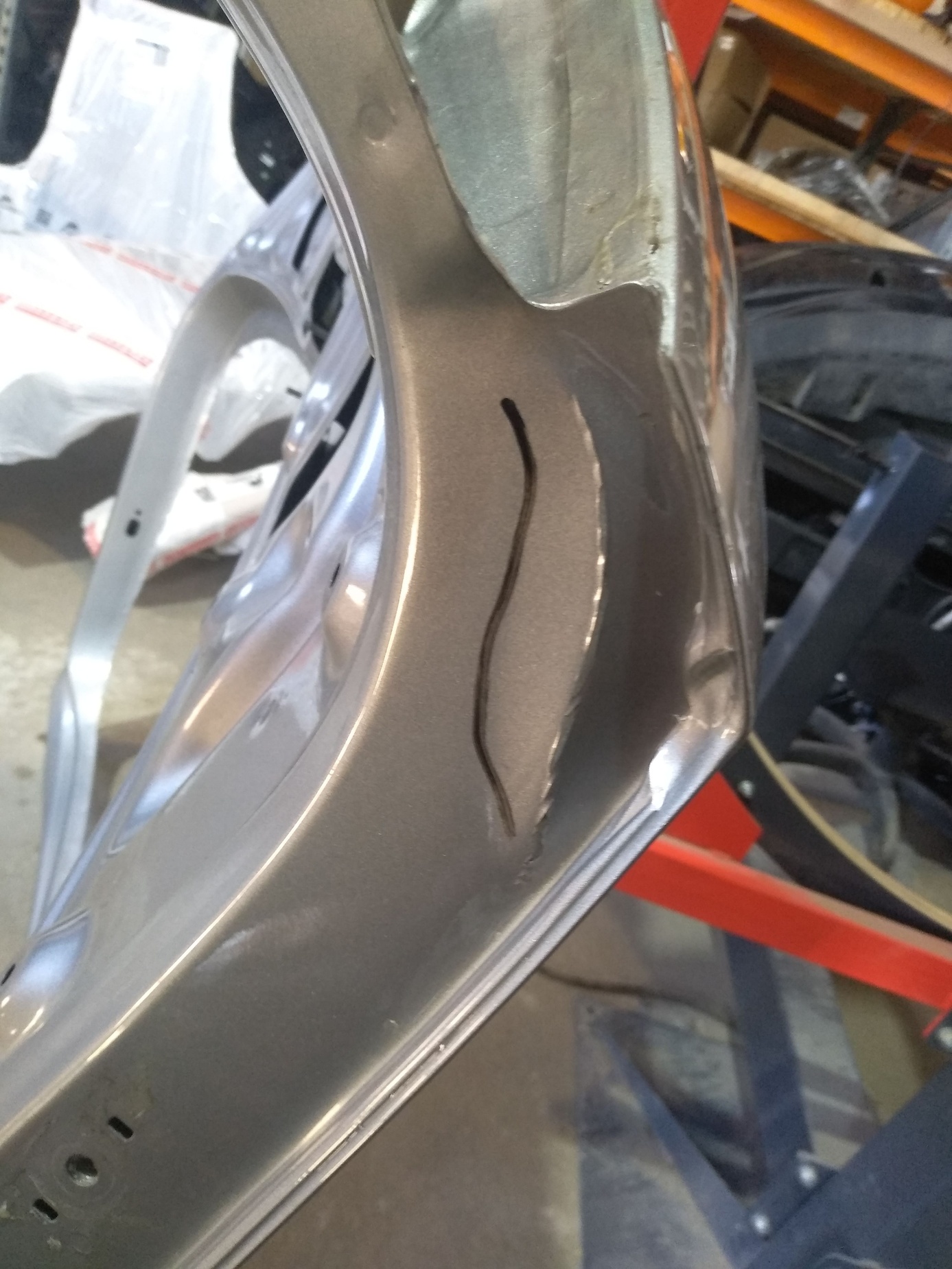 Крышка багажника Skoda Rapid 2