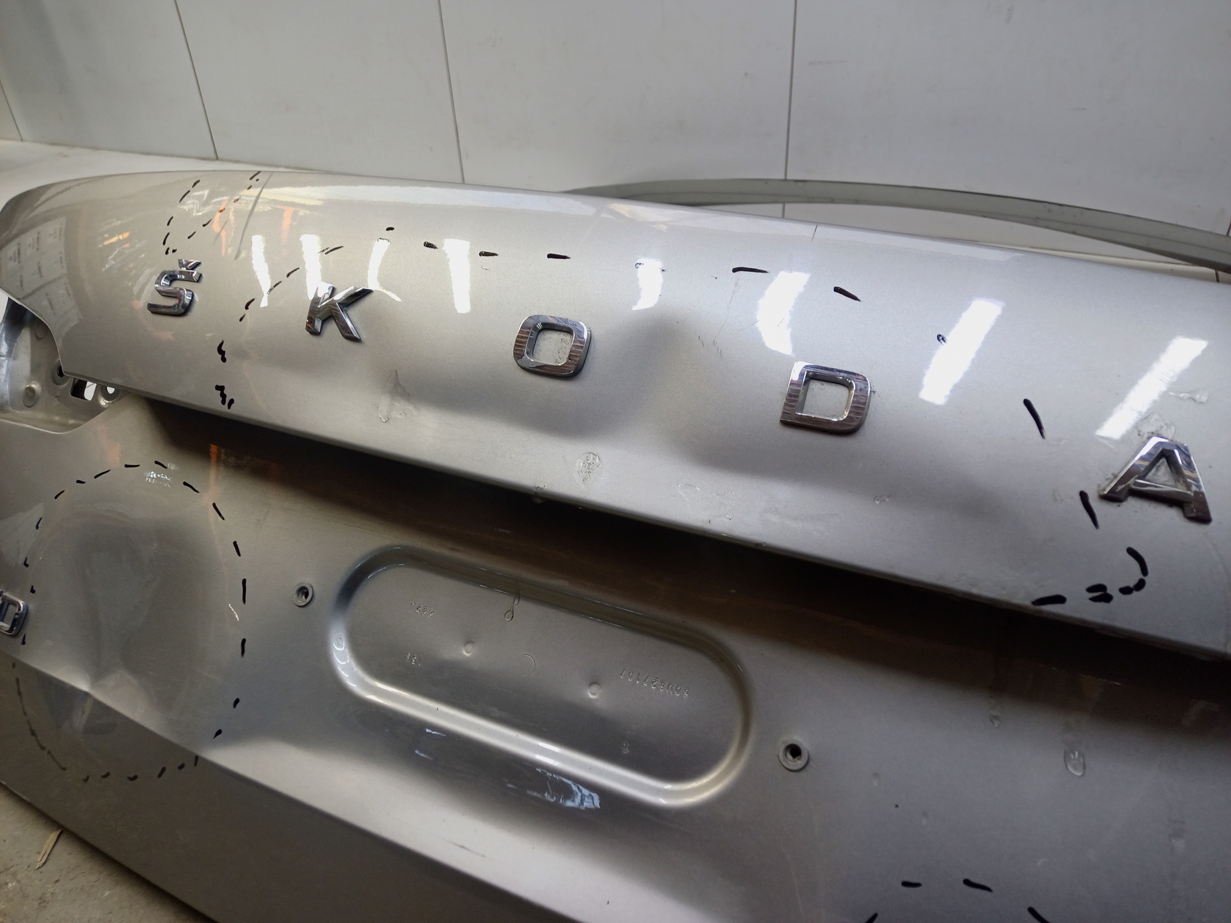 Крышка багажника Skoda Rapid 2