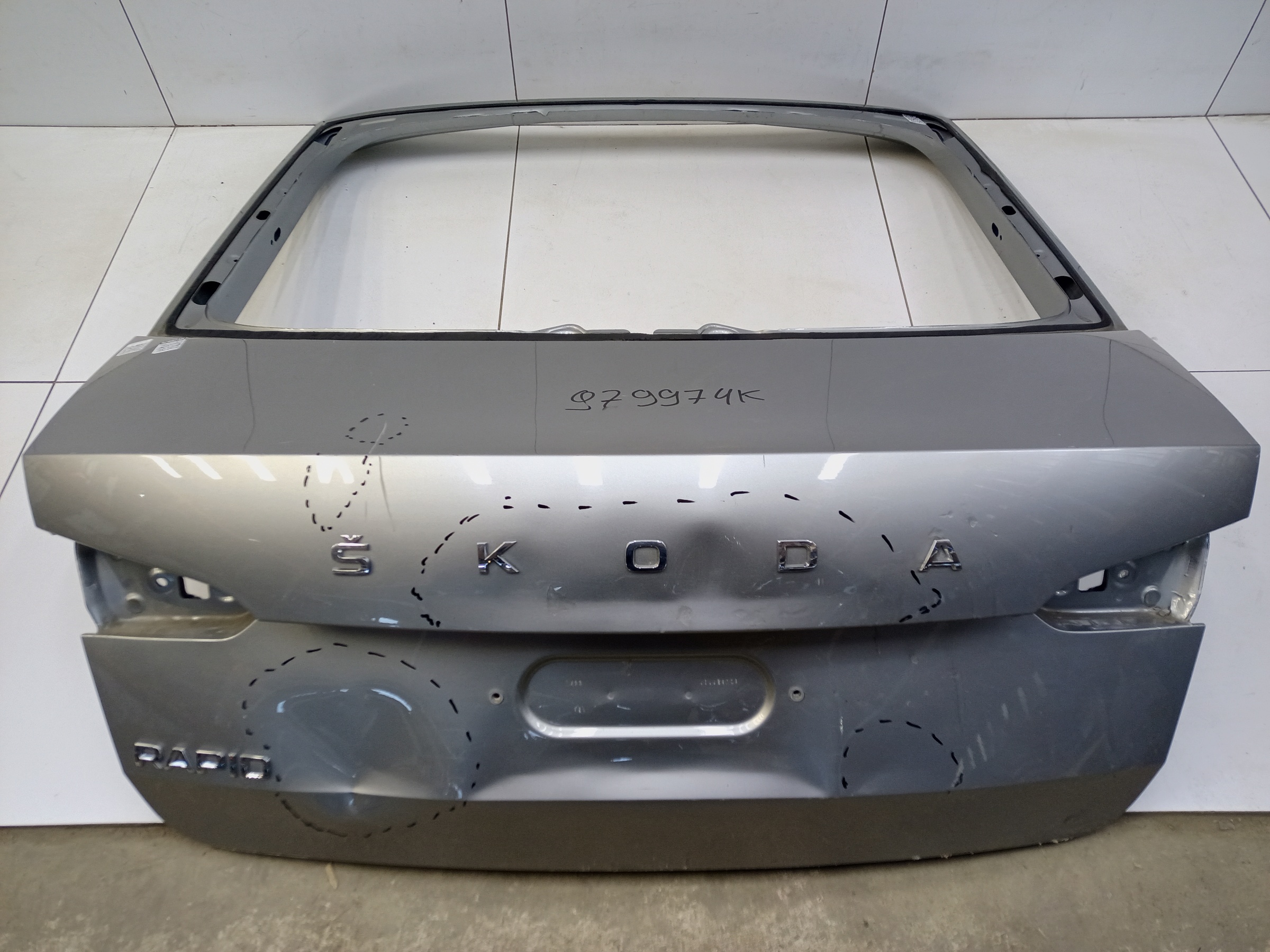 Крышка багажника Skoda Rapid 2