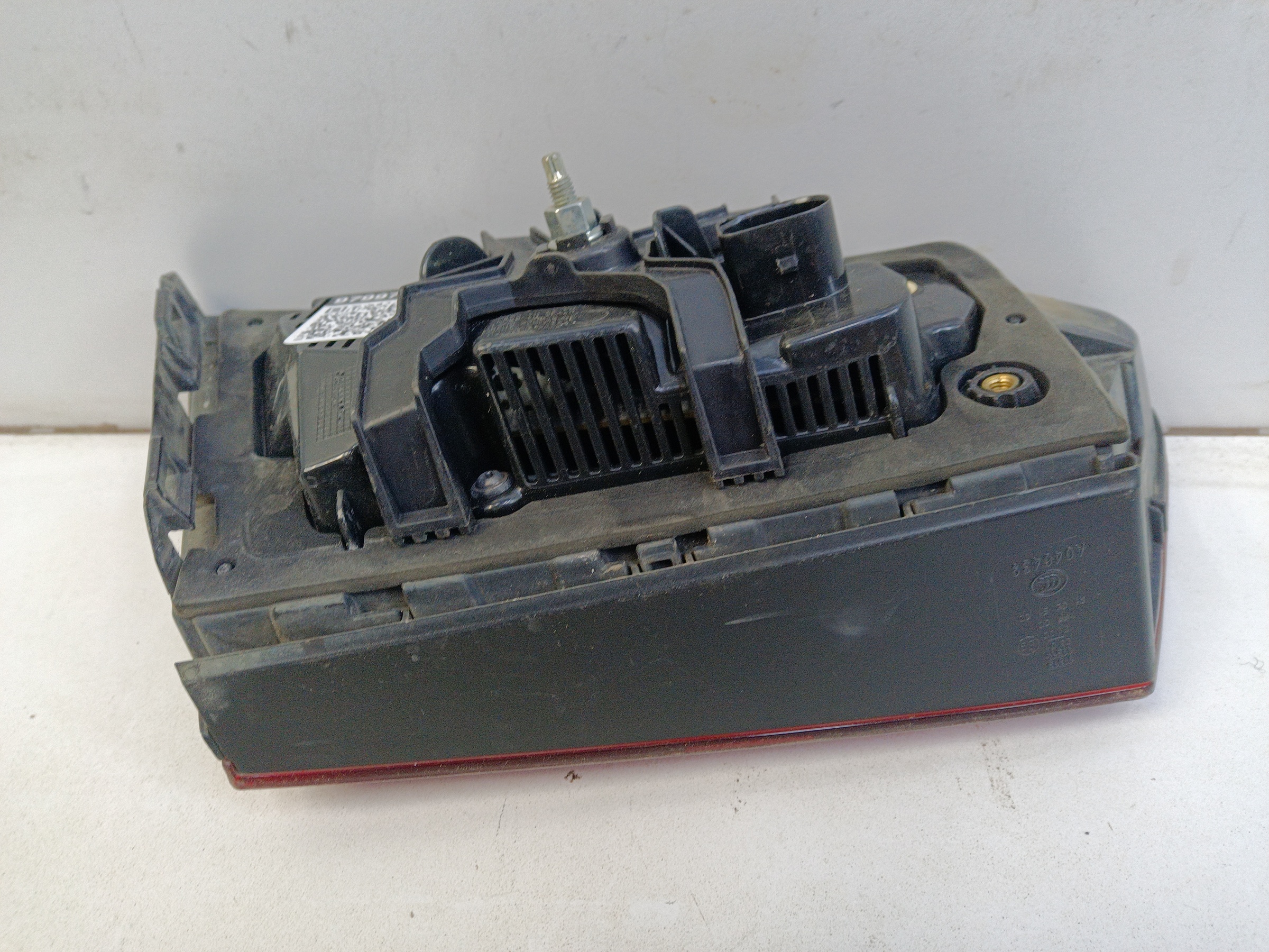 Фонарь задний правый внутренний Audi A6 C7 Sedan Restail