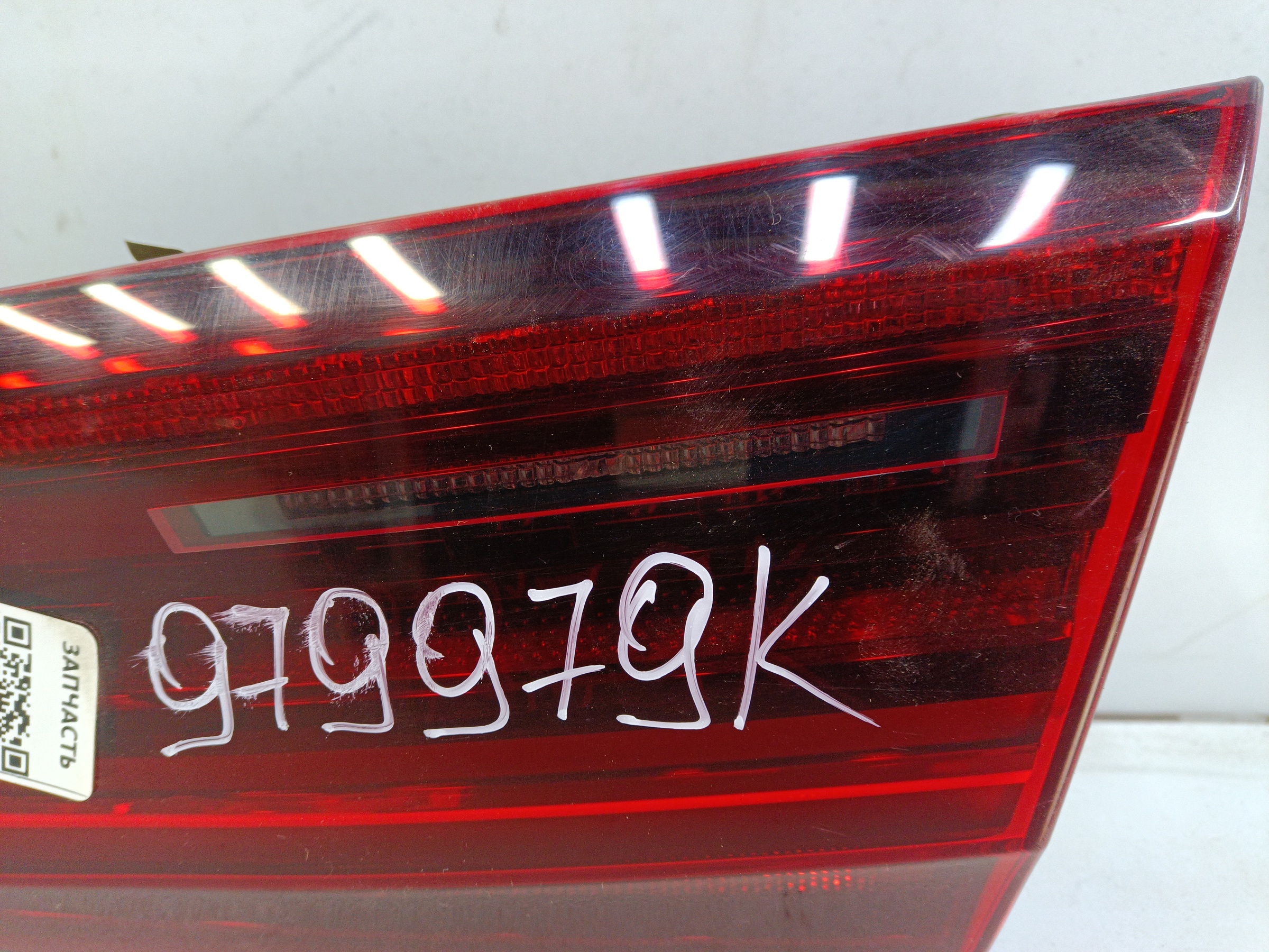 Фонарь задний правый внутренний Audi A6 C7 Sedan Restail