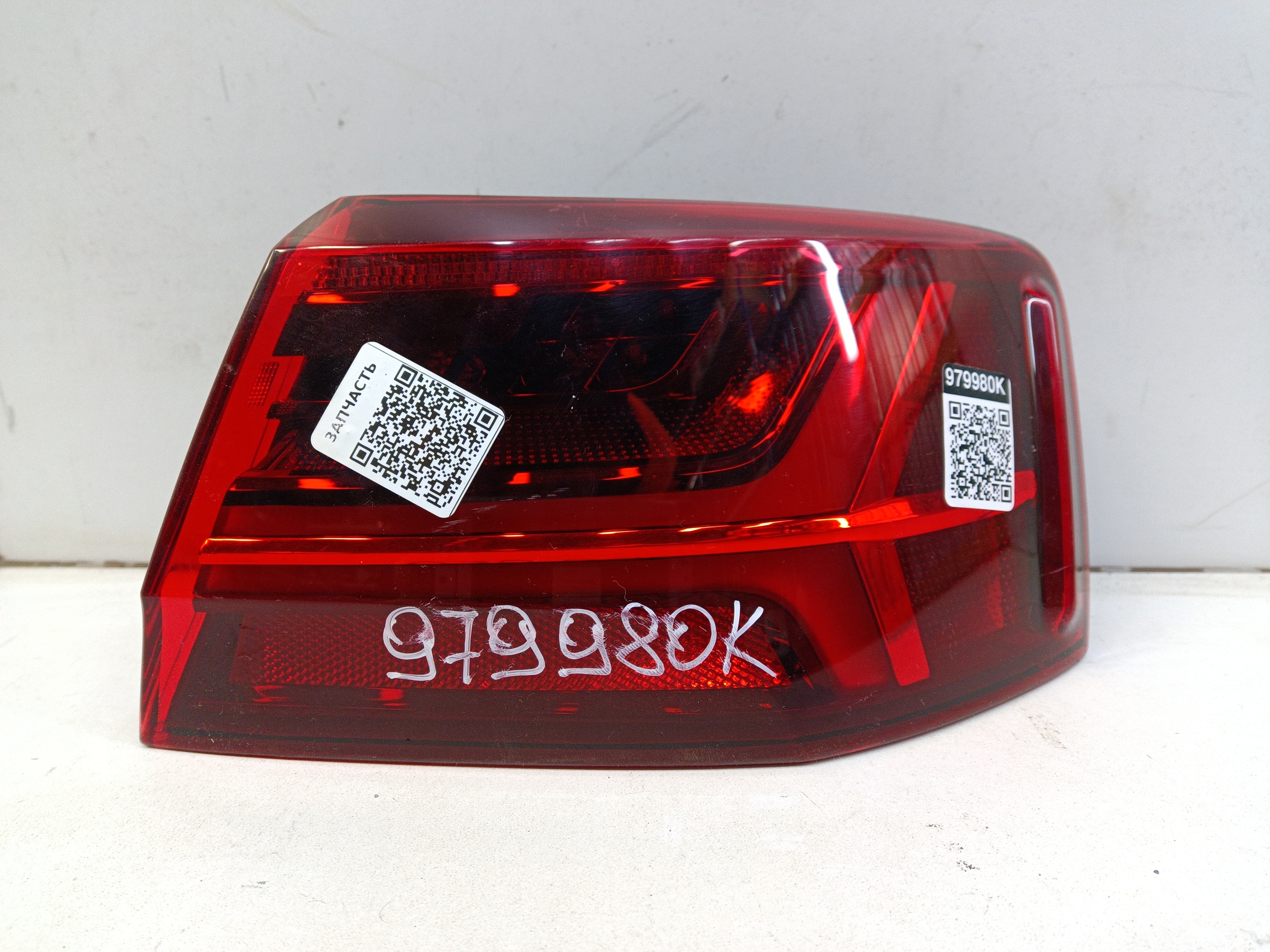Фонарь задний правый наружный Audi A6 C7 Sedan Restail LED