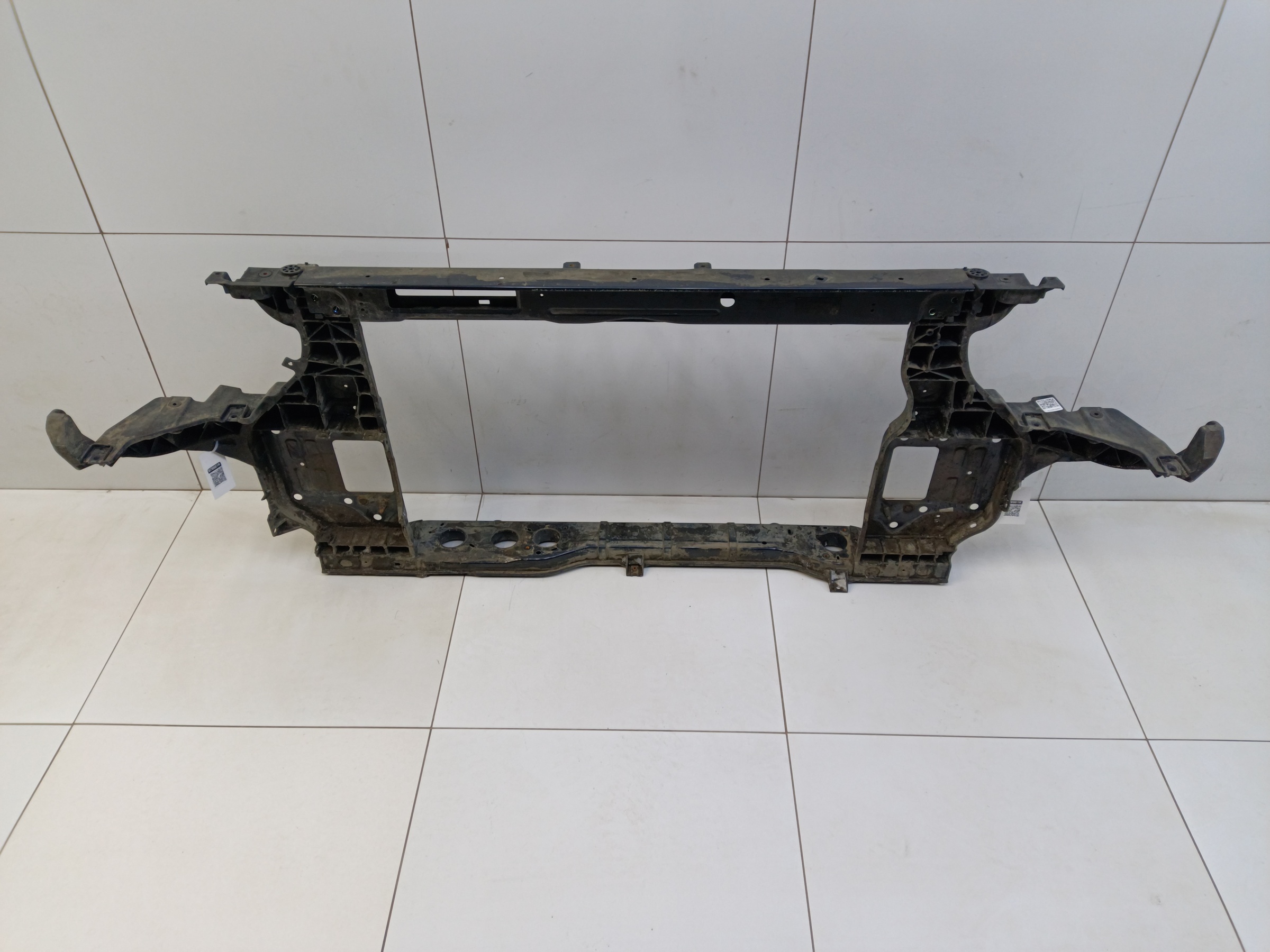 Панель передняя Kia Carnival 3