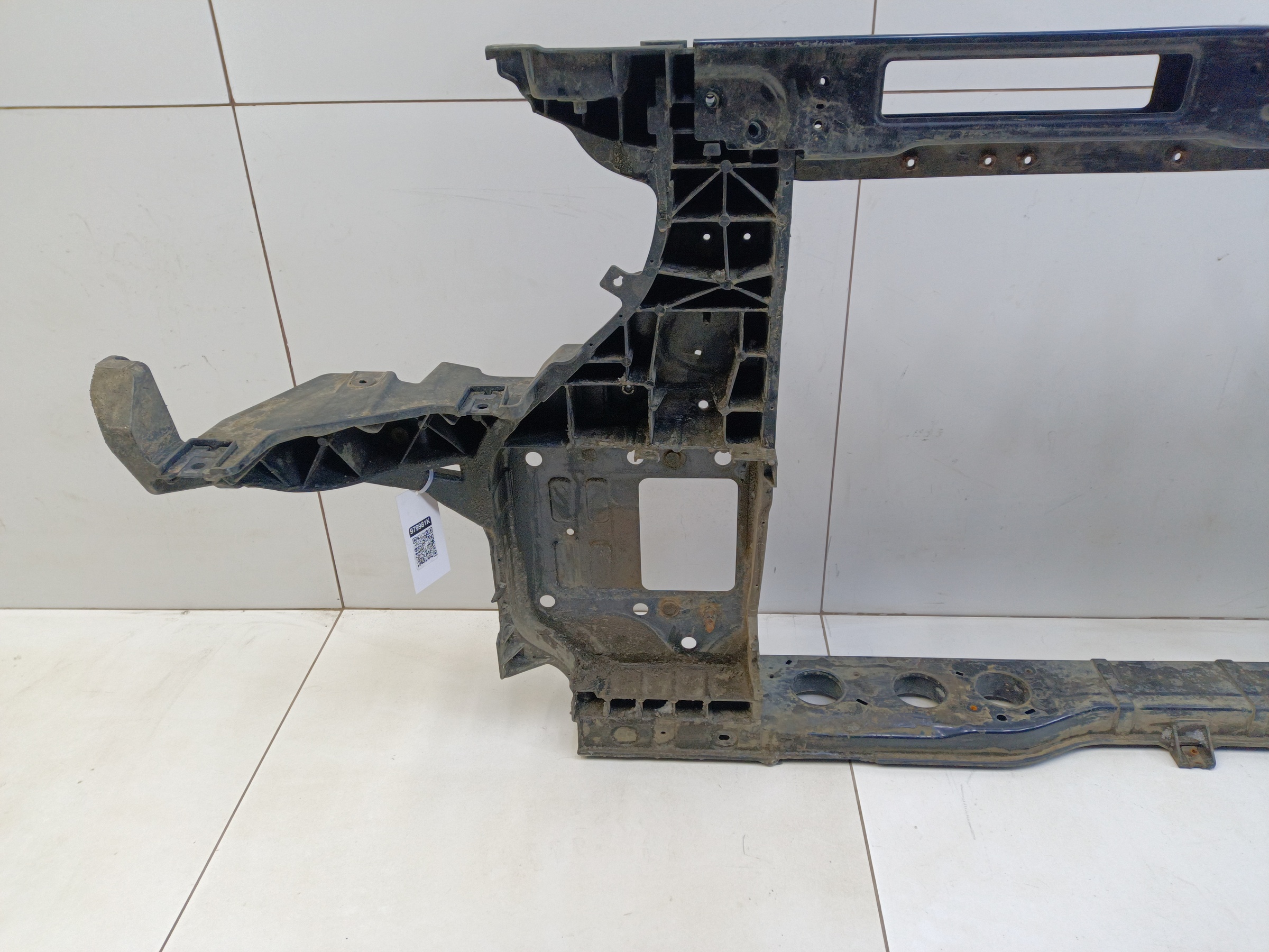 Панель передняя Kia Carnival 3