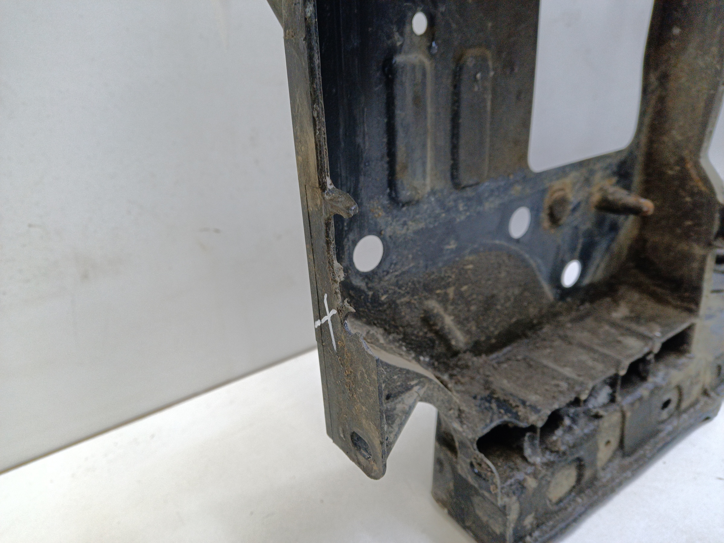 Панель передняя Kia Carnival 3