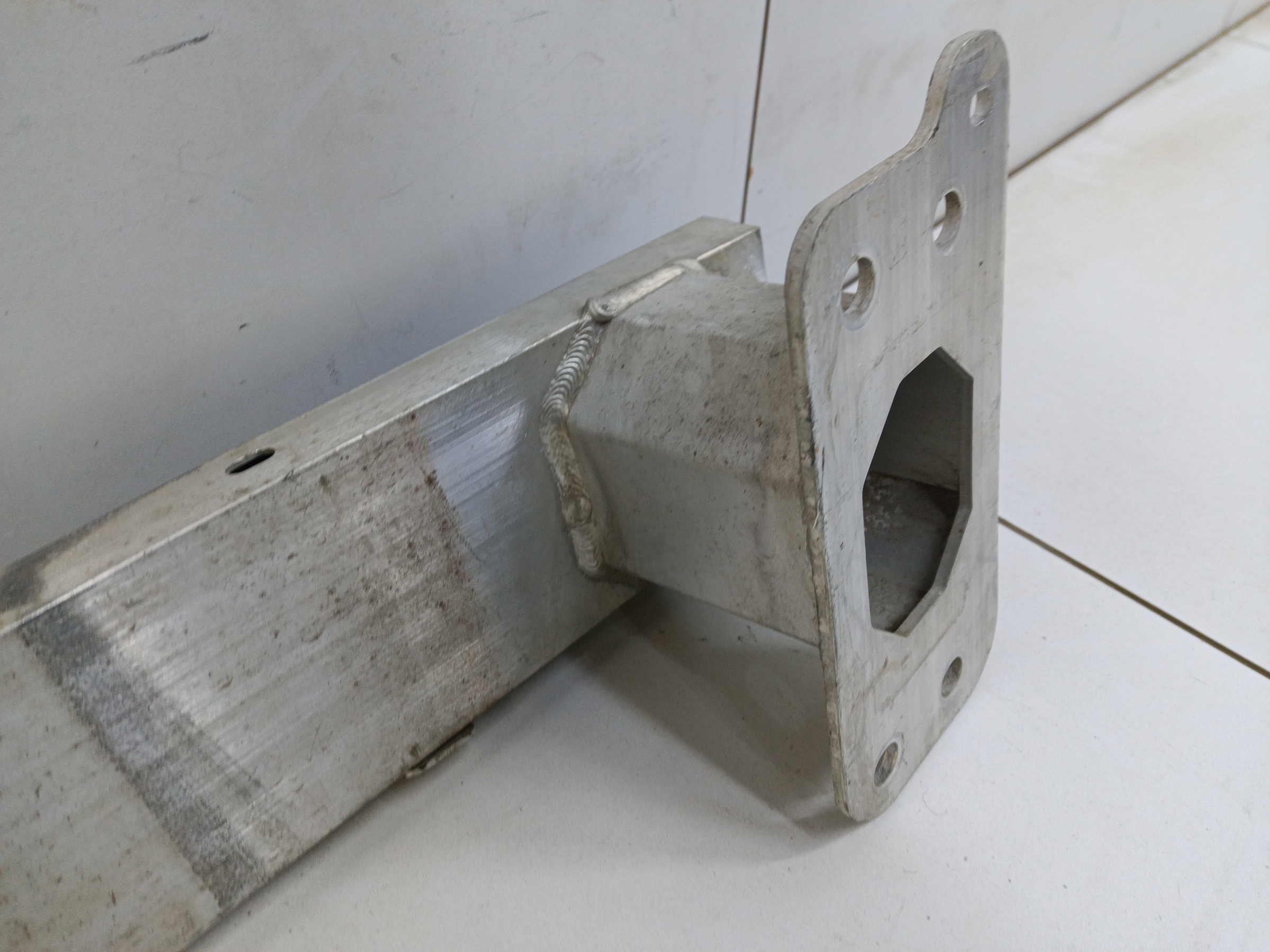 Усилитель переднего бампера Changan CS55Plus Restail