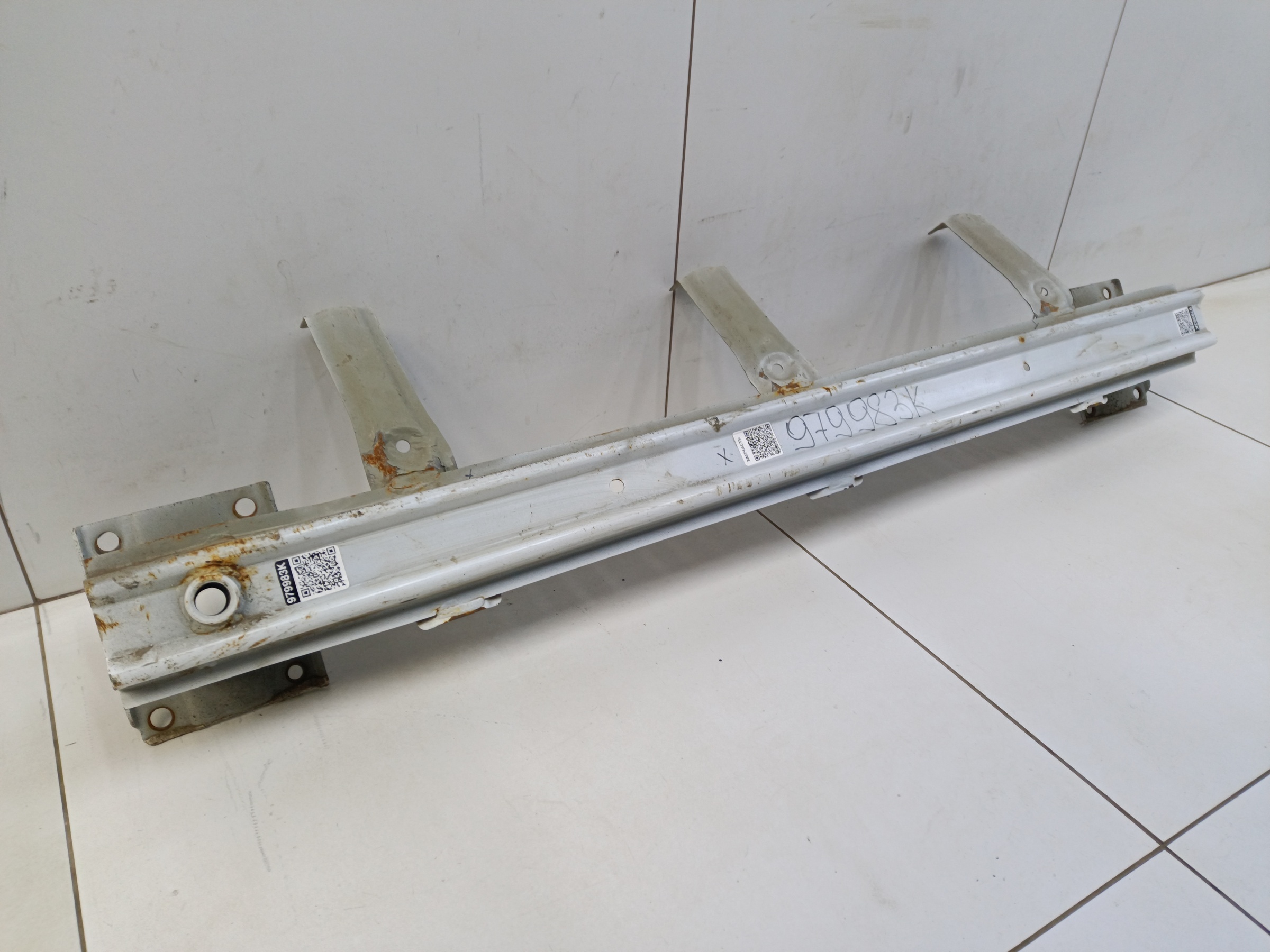 Усилитель заднего бампера Haval F7