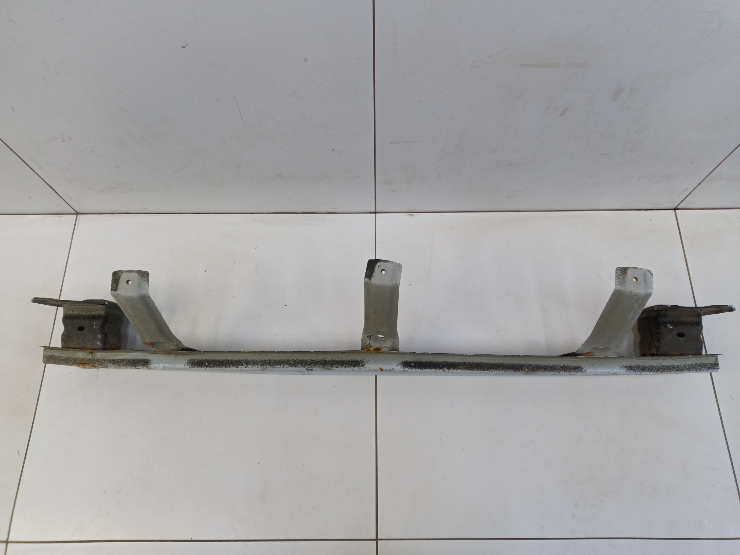 Усилитель заднего бампера Haval F7