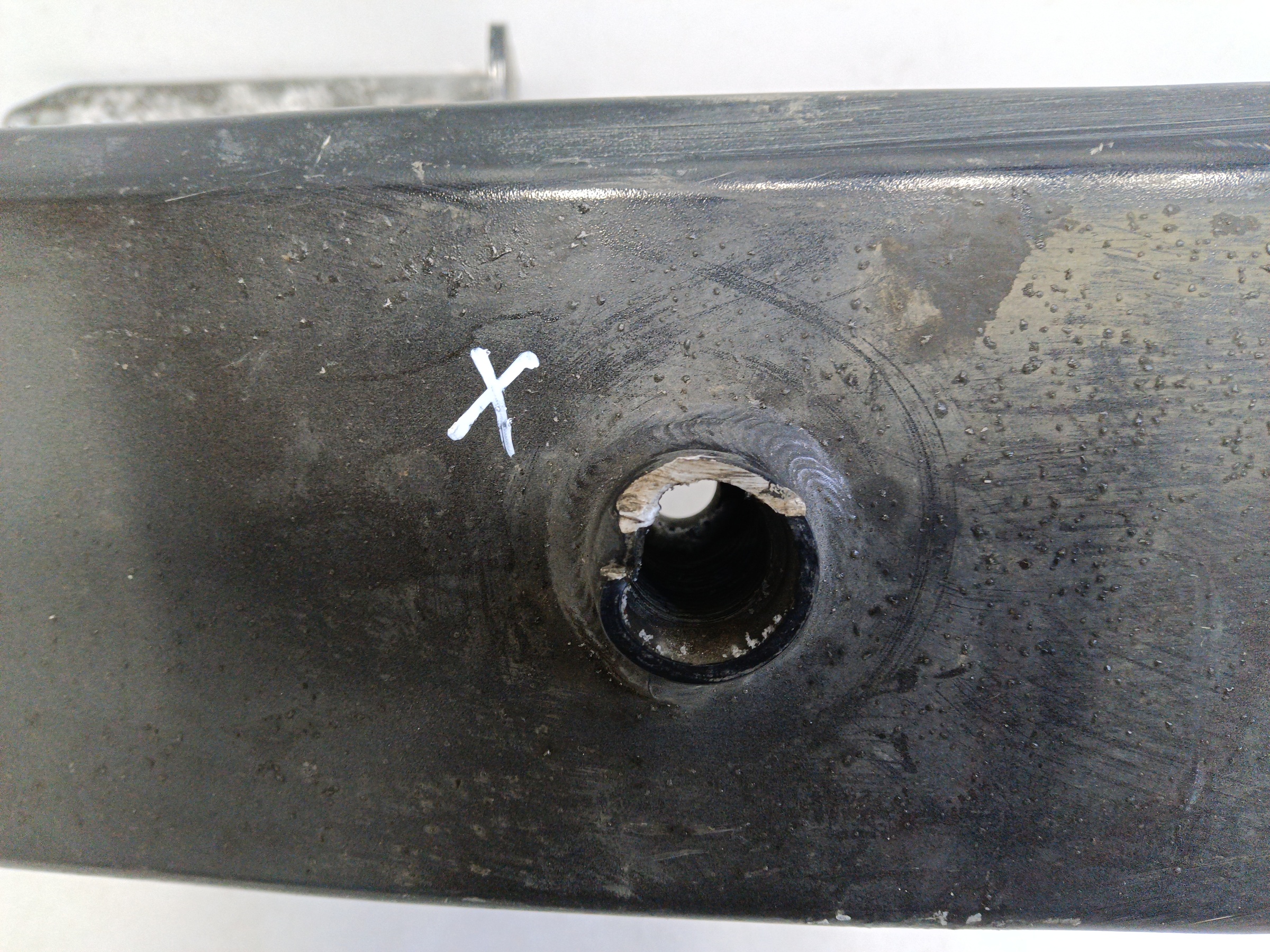 Усилитель переднего бампера GAC GS8