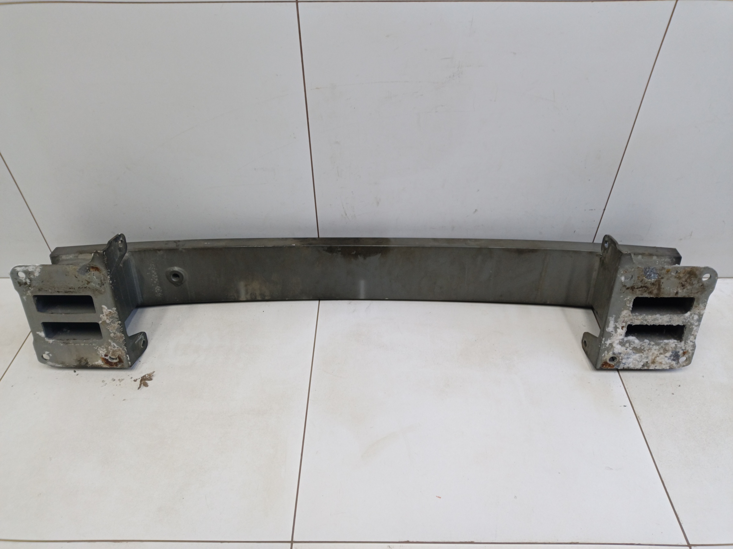 Усилитель переднего бампера GAC GS8