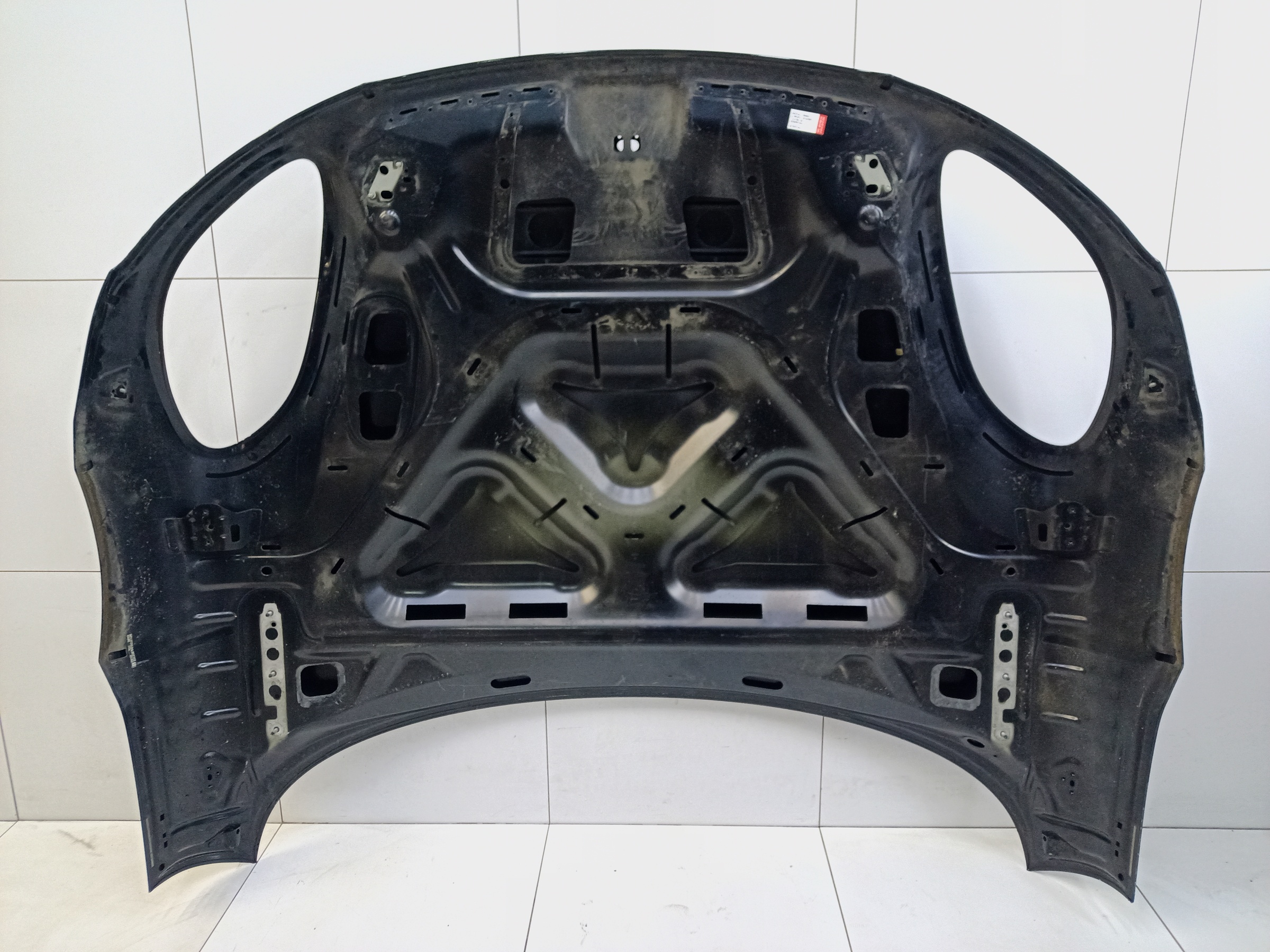 Капот Porsche Macan 1