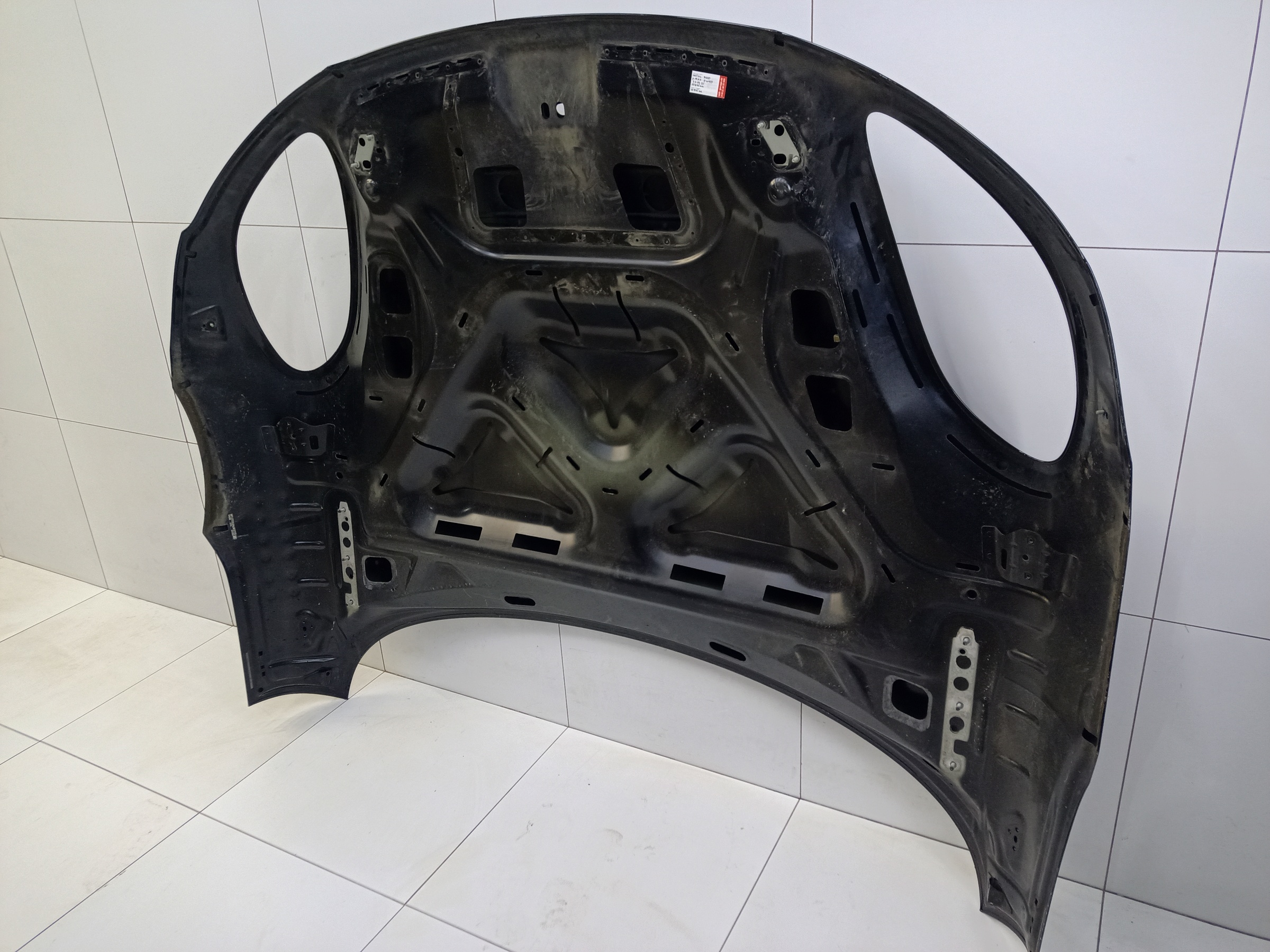 Капот Porsche Macan 1