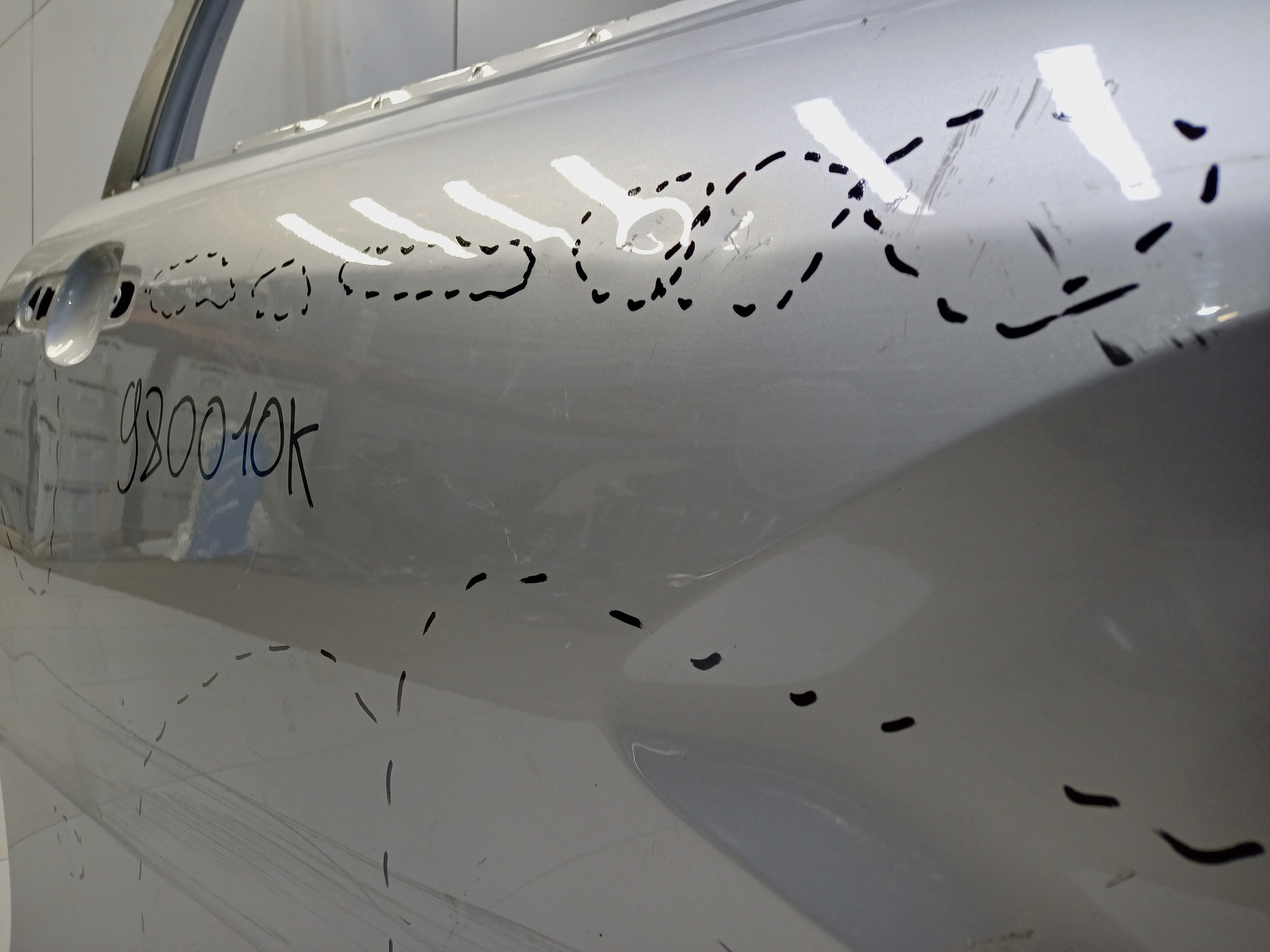 Дверь передняя правая Lada Vesta