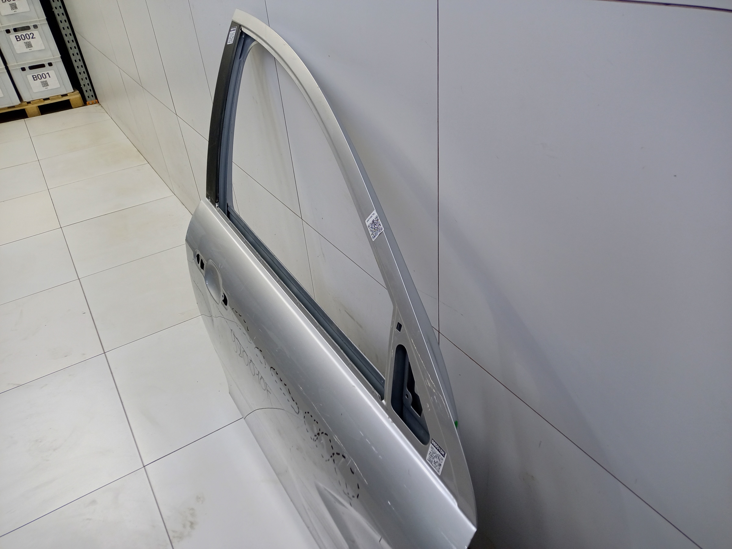 Дверь передняя правая Lada Vesta