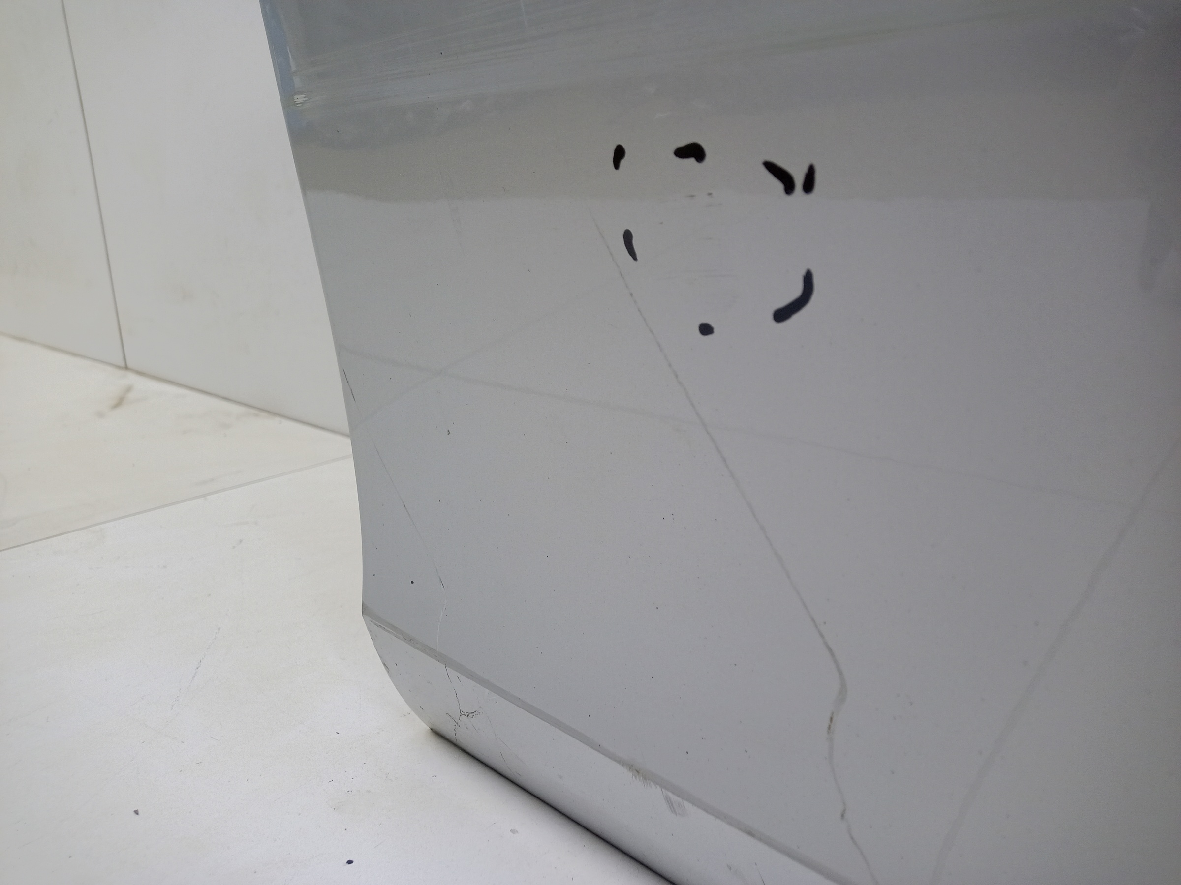 Дверь передняя правая Lada Vesta