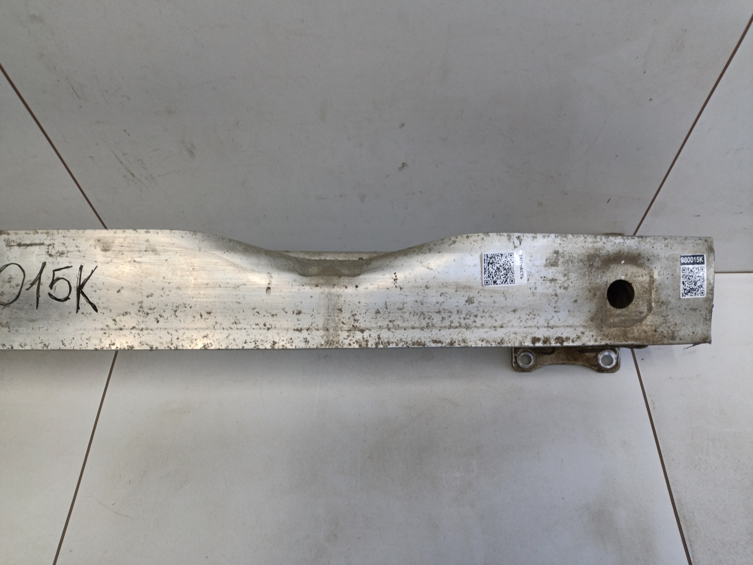 Усилитель заднего бампера Audi A6 C7 Sedan