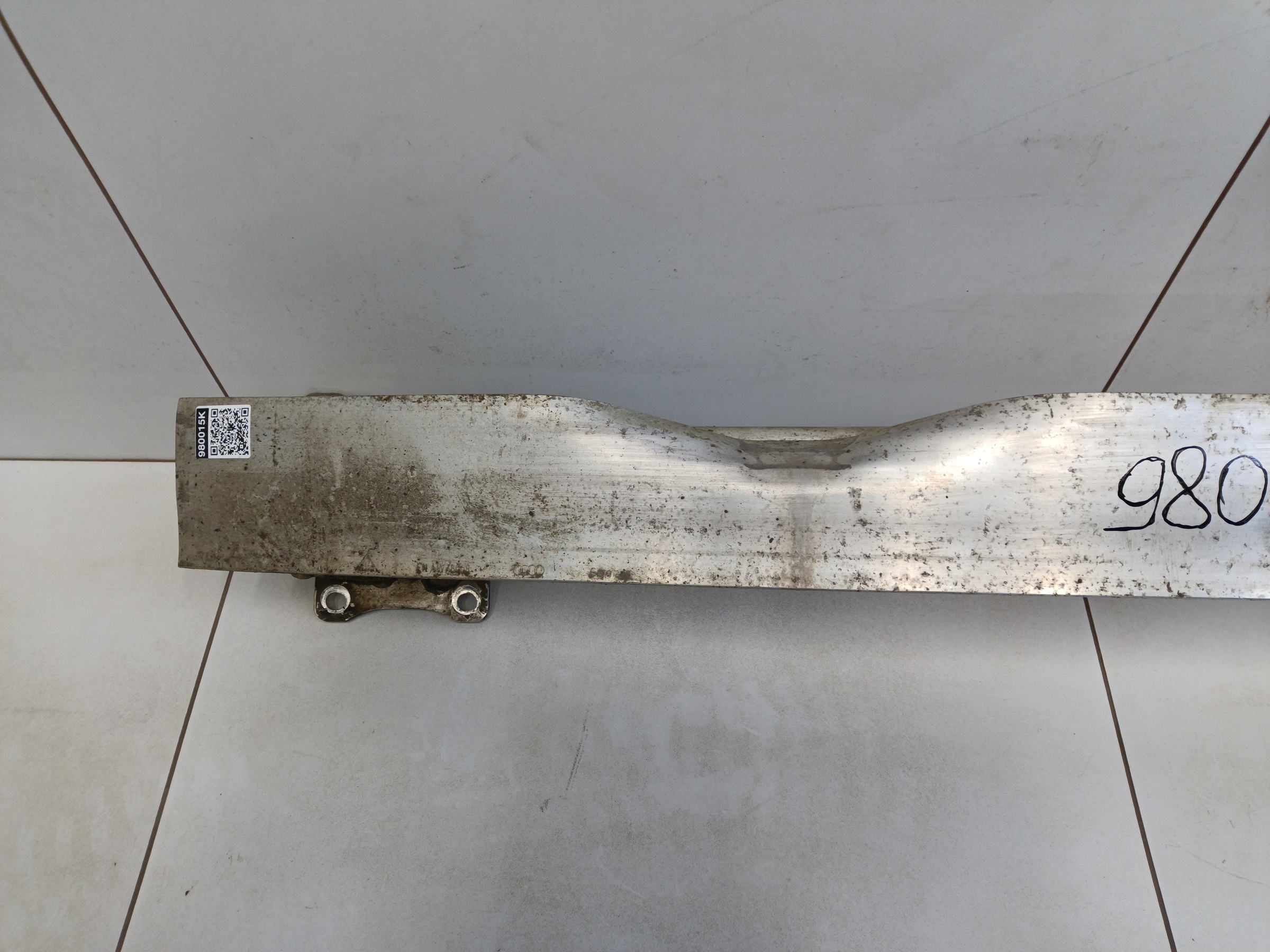 Усилитель заднего бампера Audi A6 C7 Sedan