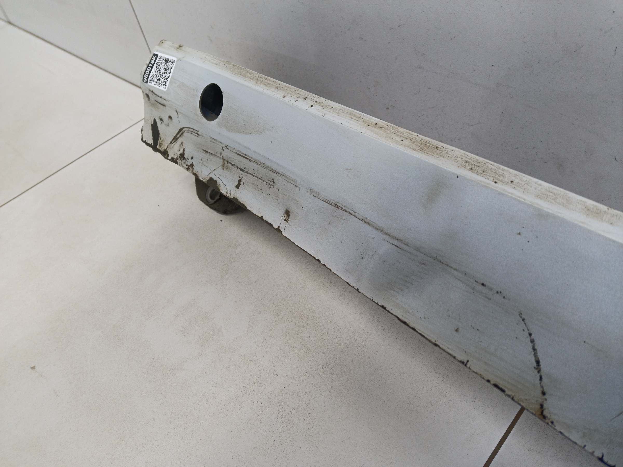 Усилитель заднего бампера GAC GS8 2