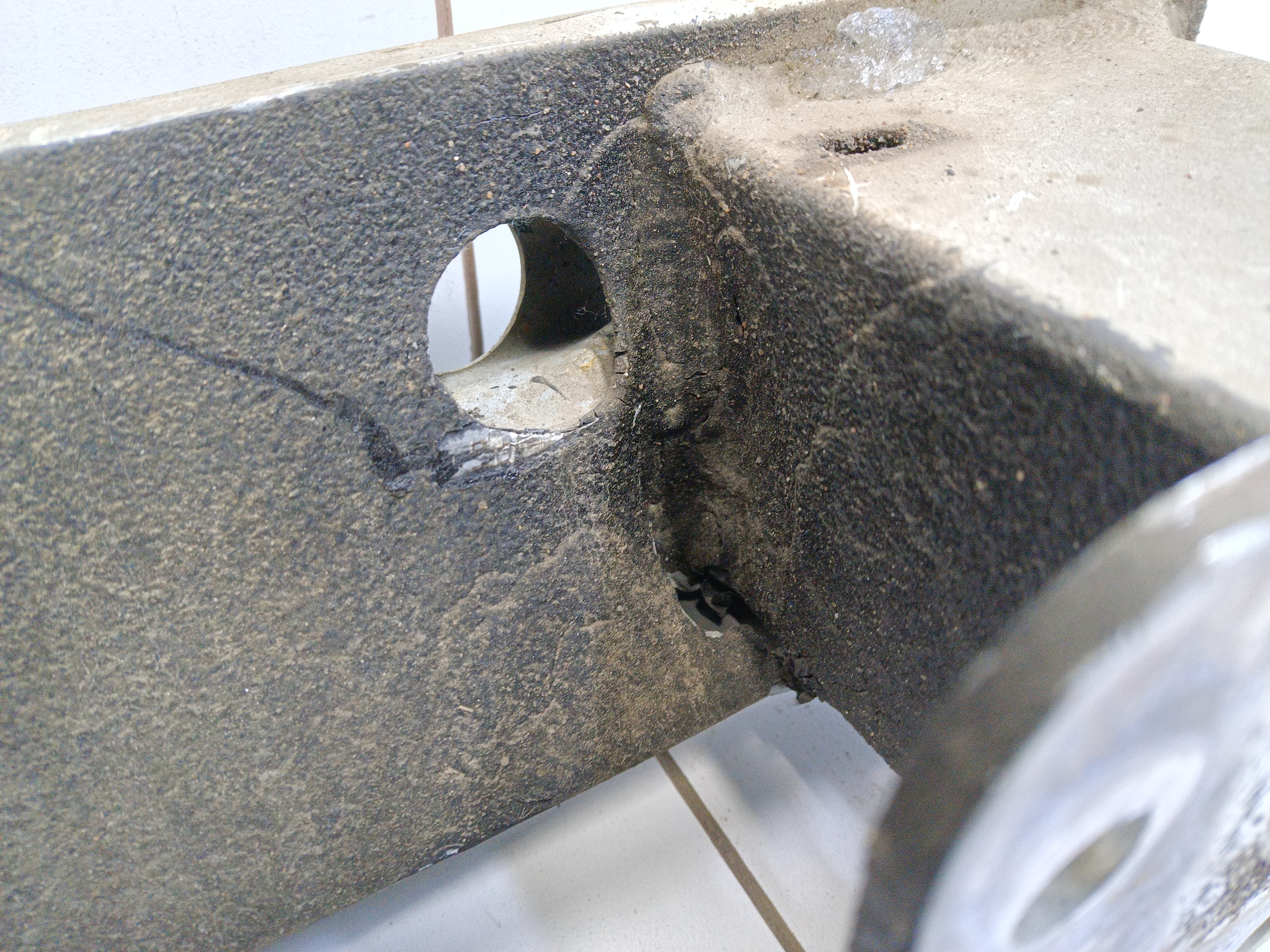 Усилитель заднего бампера GAC GS8 2