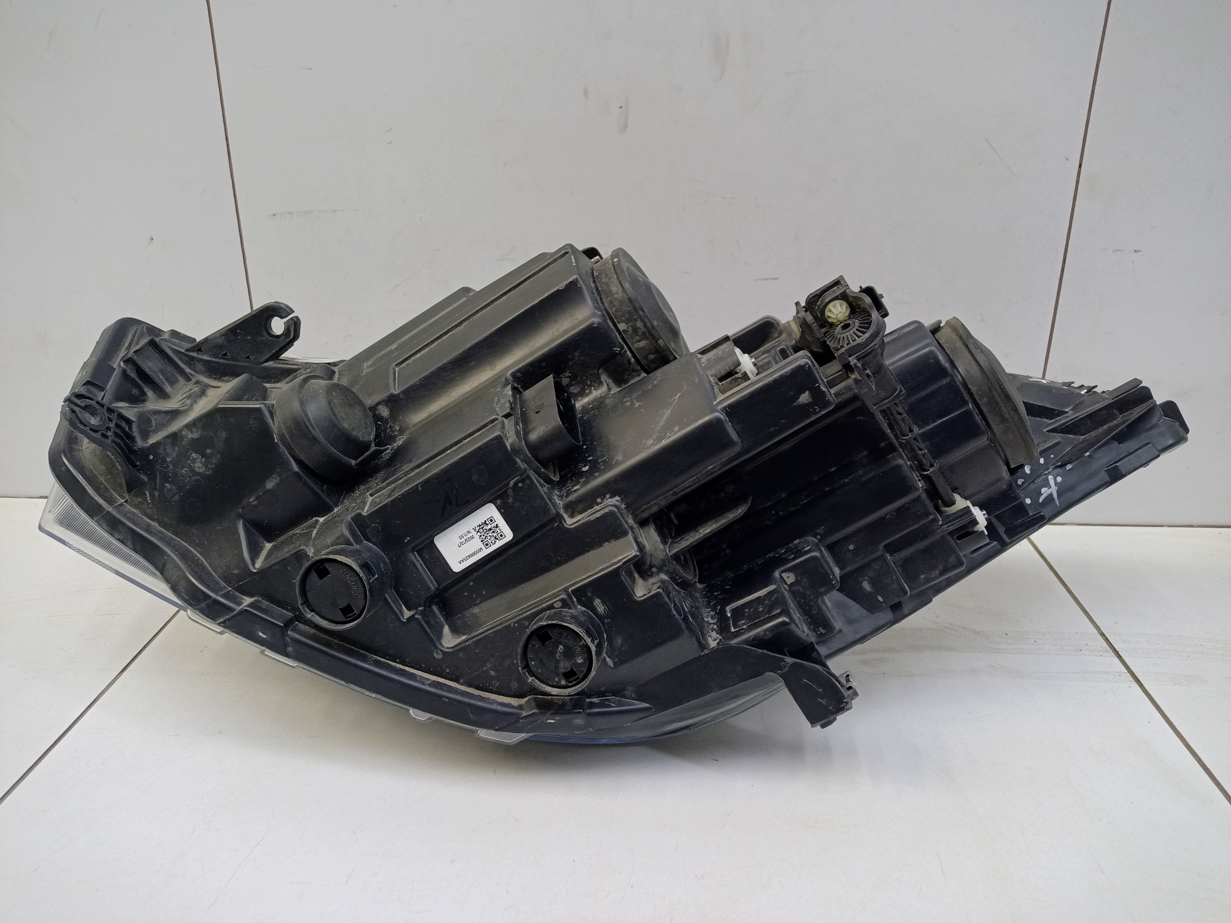 Фара передняя правая Chery Tiggo 4 Pro LED