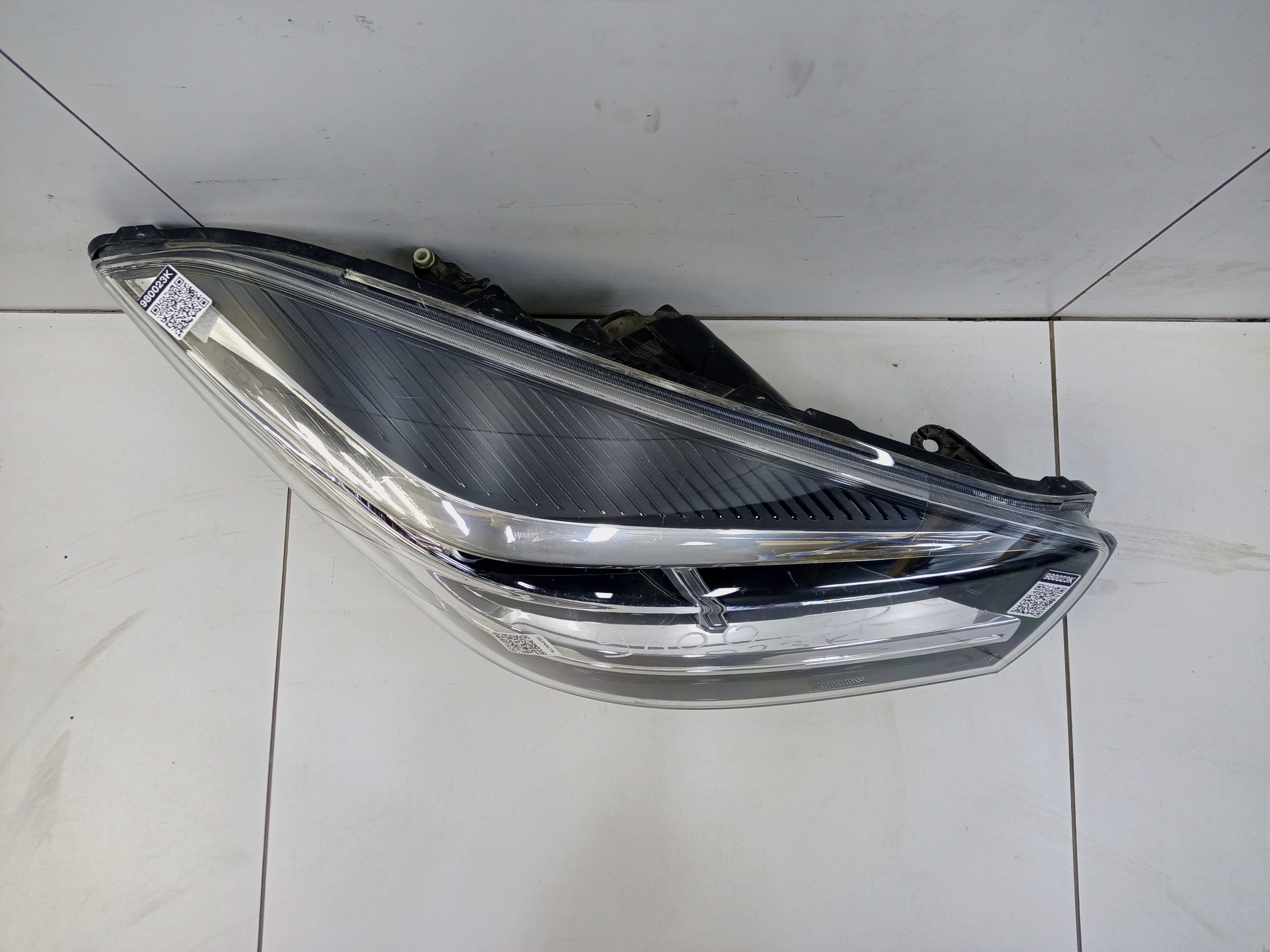 Фара передняя правая Chery Tiggo 4 Pro LED