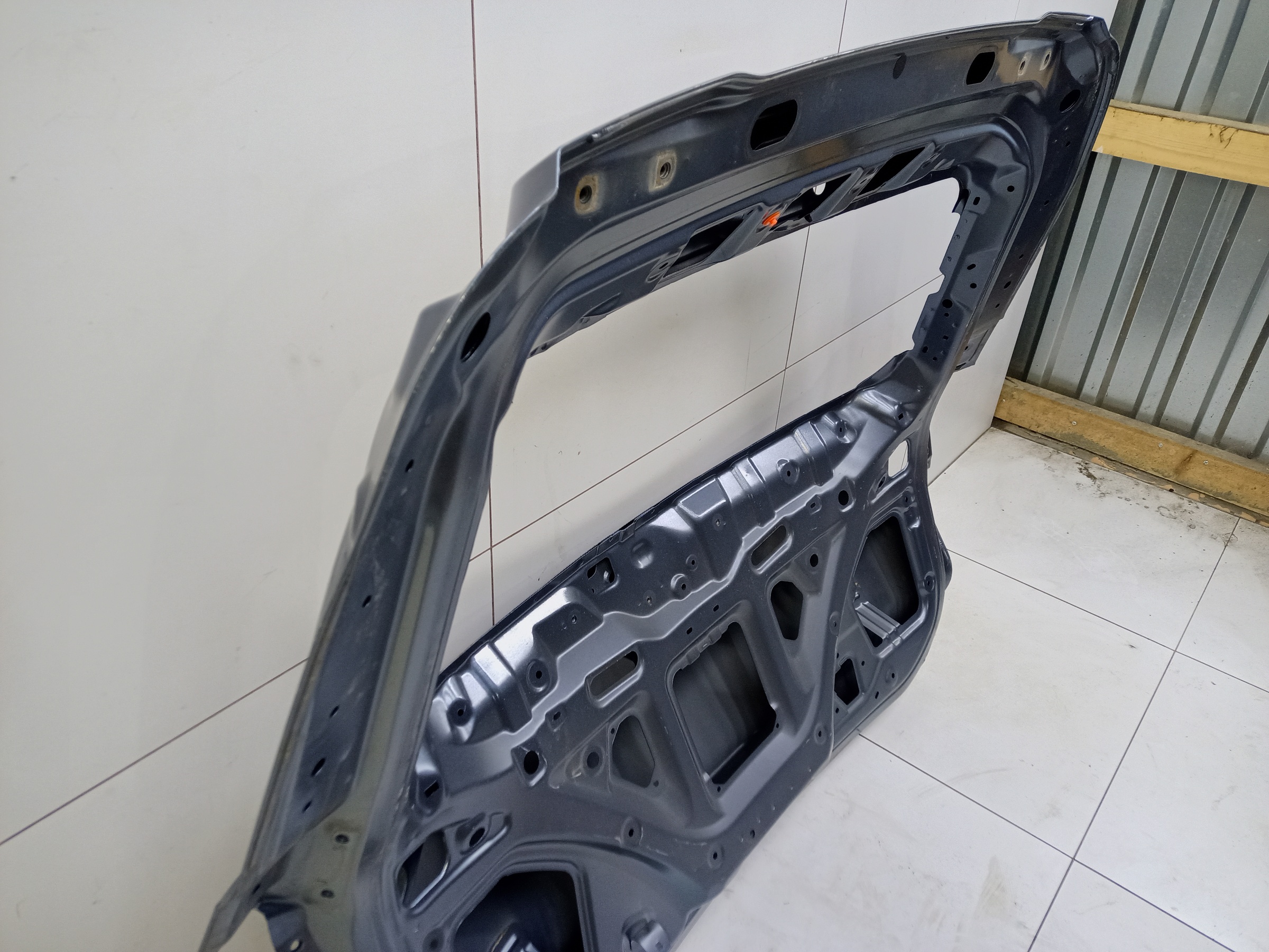 Крышка багажника Chery Tiggo 8 с датчиком защемления