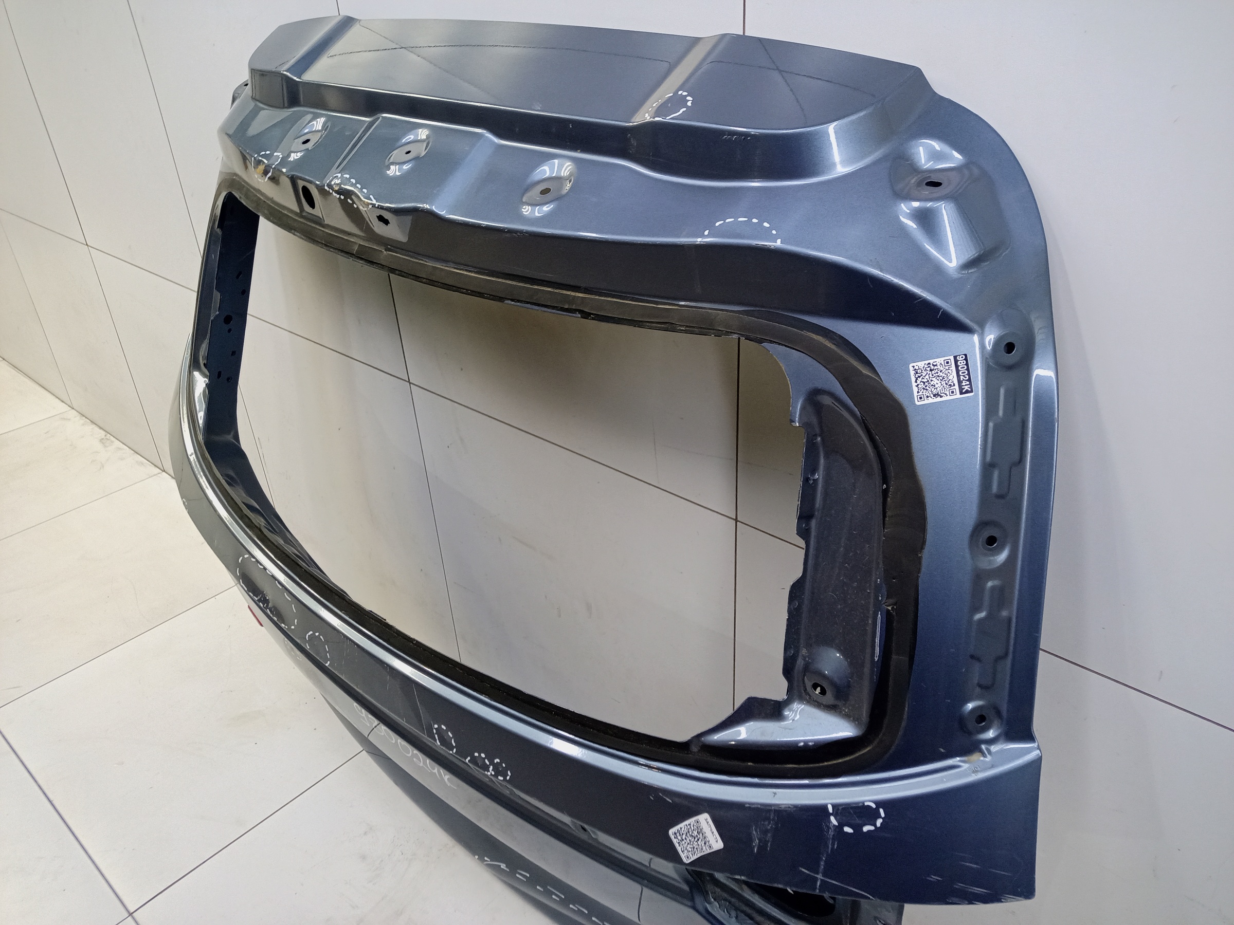 Крышка багажника Chery Tiggo 8 с датчиком защемления