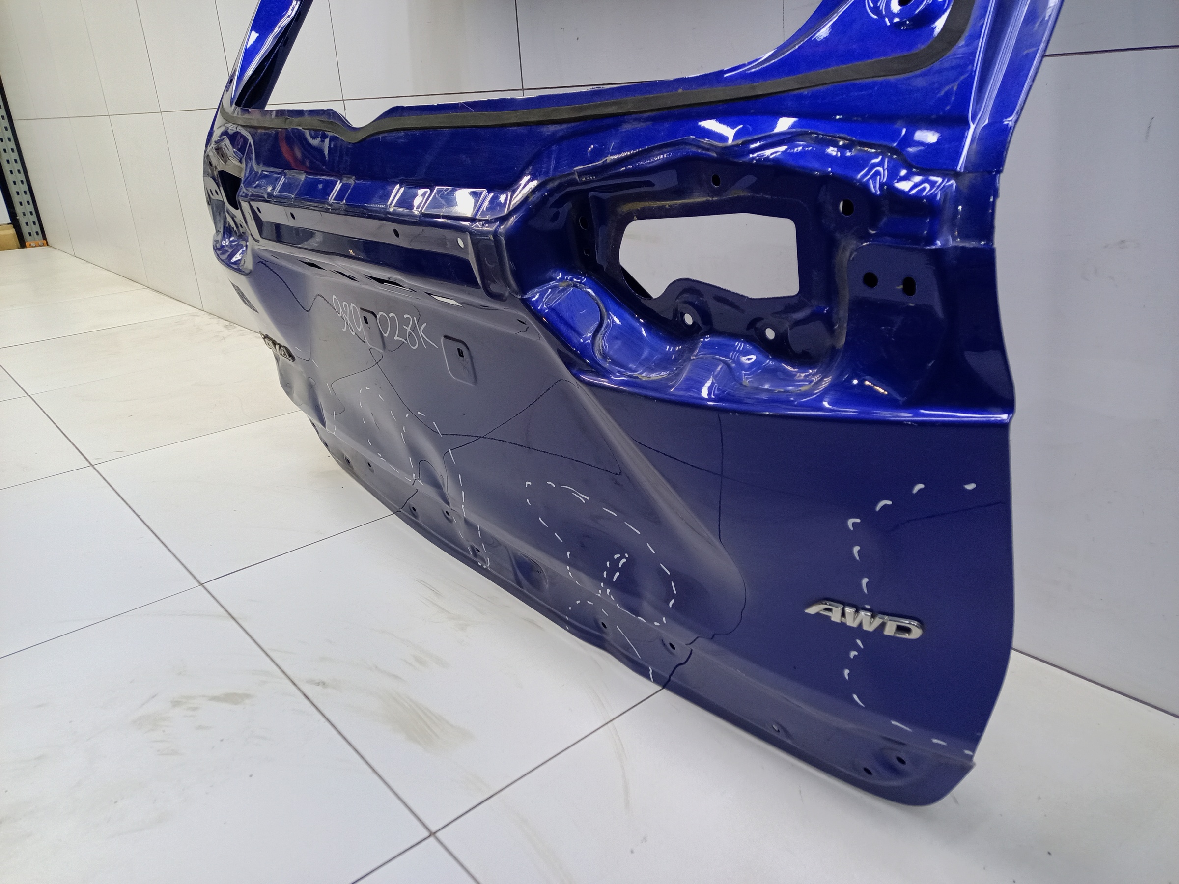 Крышка багажника Toyota RAV4 XA50