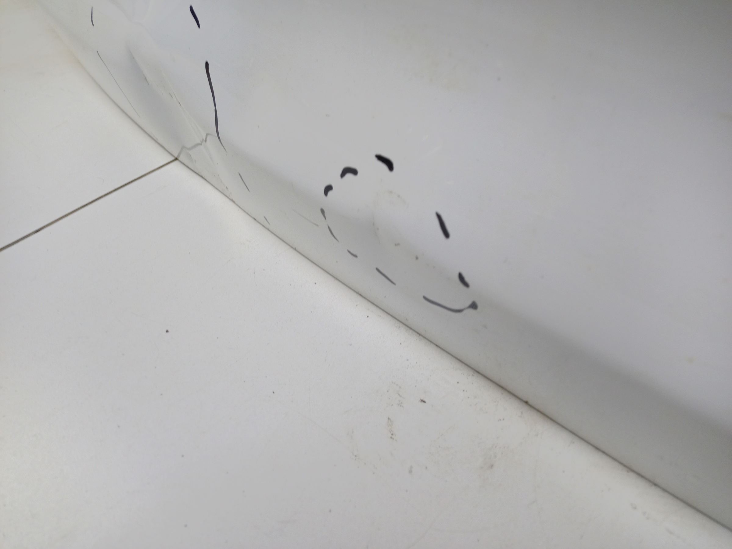 Крышка багажника Chery Tiggo 8 без датчика защемления